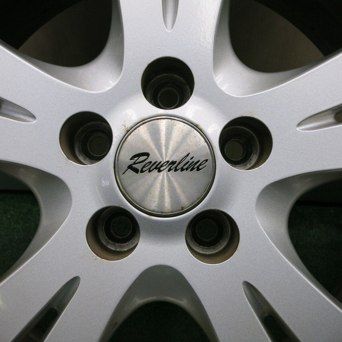 [送料無料] バリ溝！9.5分★スタッドレス 215/65R16 グッドイヤー アイスナビ6 Reverline リバーライン 16インチ PCD100/5H★4041014TNス