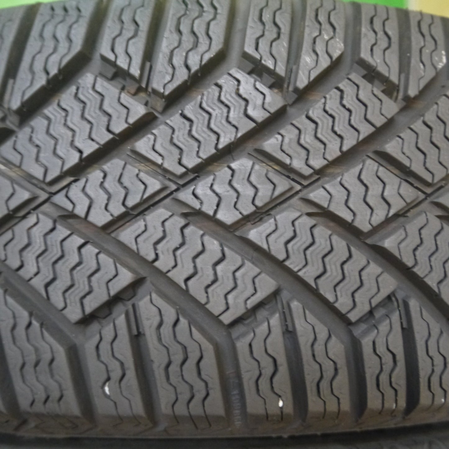 [送料無料] バリ溝！キレイ！9.5分以上★スタッドレス 155/65R14 コンチネンタル バイキングコンタクト7 Zmeist M5 14インチ PCD100/4H★4110501Hス