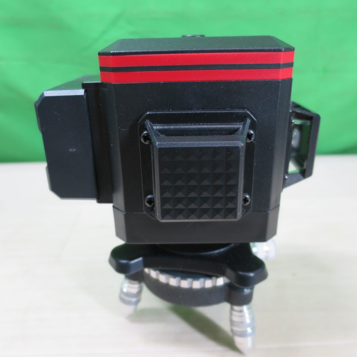 [送料無料] キレイ！バッテリー2個付き☆Seesii レーザー墨出し器 MKS12F-G 電動 工具 墨出器 水平 器 垂直 建築 シーシー☆