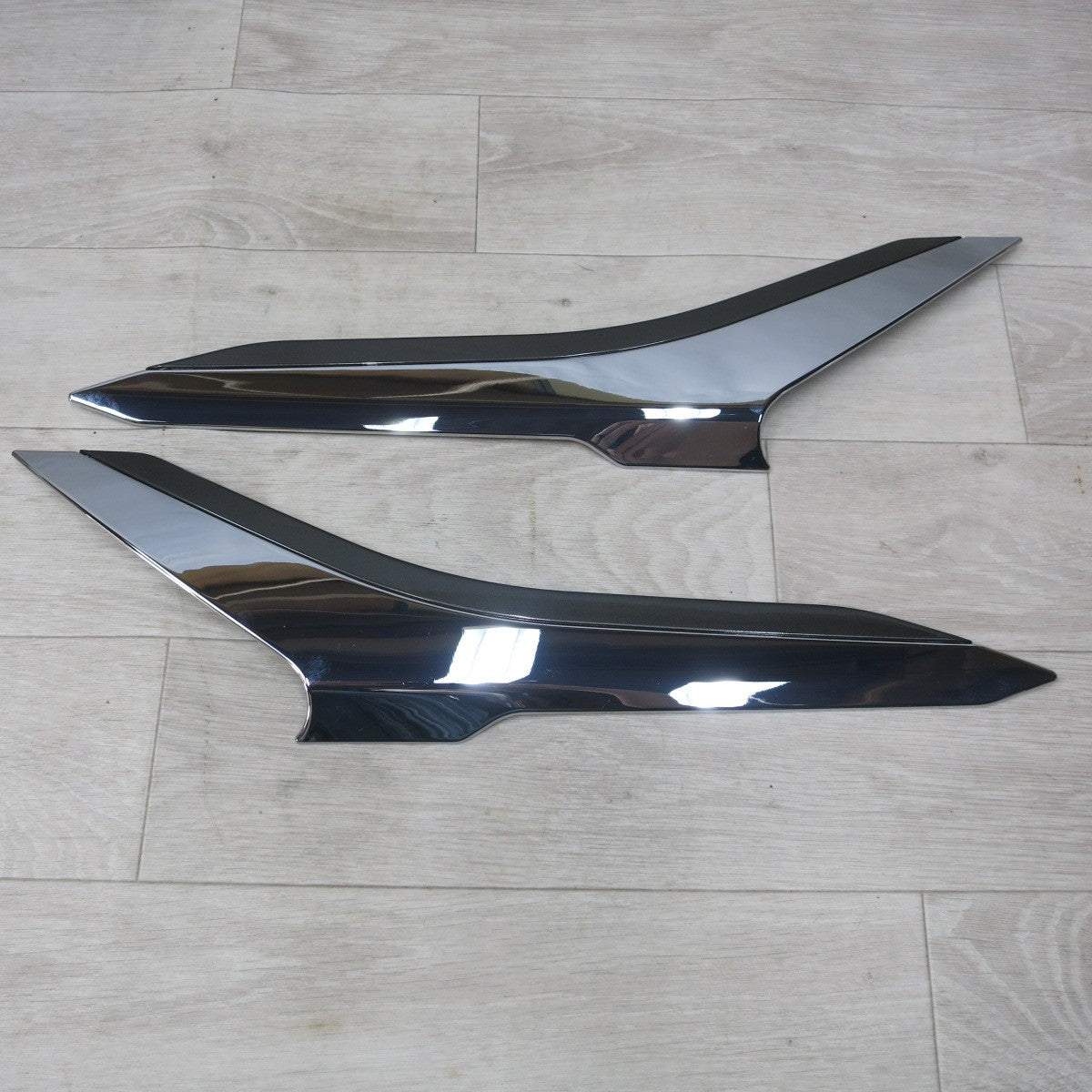 [送料無料] 美品◆ヴェルファイア 30系 社外 ヘッド ライト ガーニッシュ メッキ WK-823-33-L WK-823-33-R メーカー不明◆