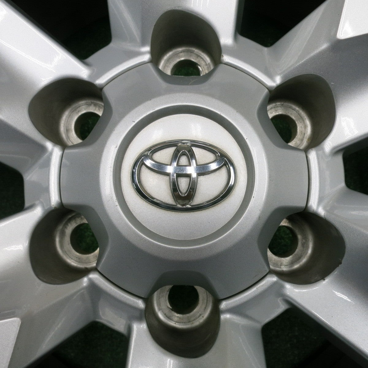 [送料無料] キレイ★トヨタ 150系 ランクル プラド 純正 265/65R17 ミシュラン LATITUDE TOUR 17インチ PCD139.7/6H★4091802NJノ