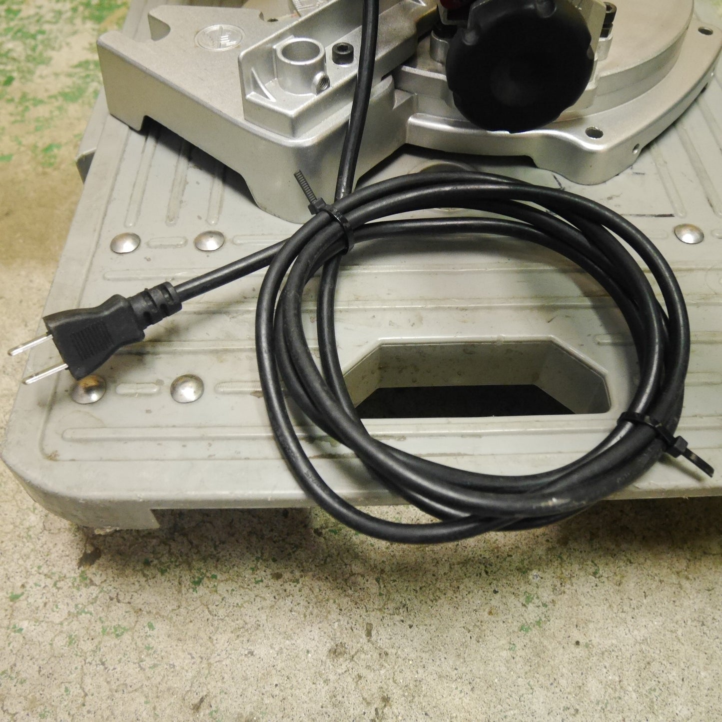 [送料無料] 付属品付き☆新興製作所 チップソー 切断機 MTC-190 電動 工具 卓上 丸ノコ 丸のこ マルノコ SHINKO☆