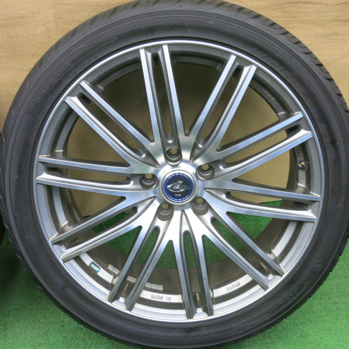 バリ溝！9.5分★LEONIS NAVIA 03 245/40R19 AMF ヨコハマ AVID ENVigor レオニス ナヴィア 19インチ PCD114.3/5H★6021801NKノ
