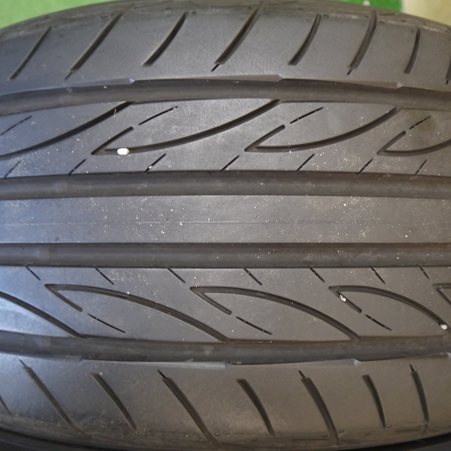 バリ溝！22年！9.5分★245/40R18 ヨコハマ アドバン FLEVA タイヤ 18インチ インプレッサ クラウン RX8 等★6060806Hノタ