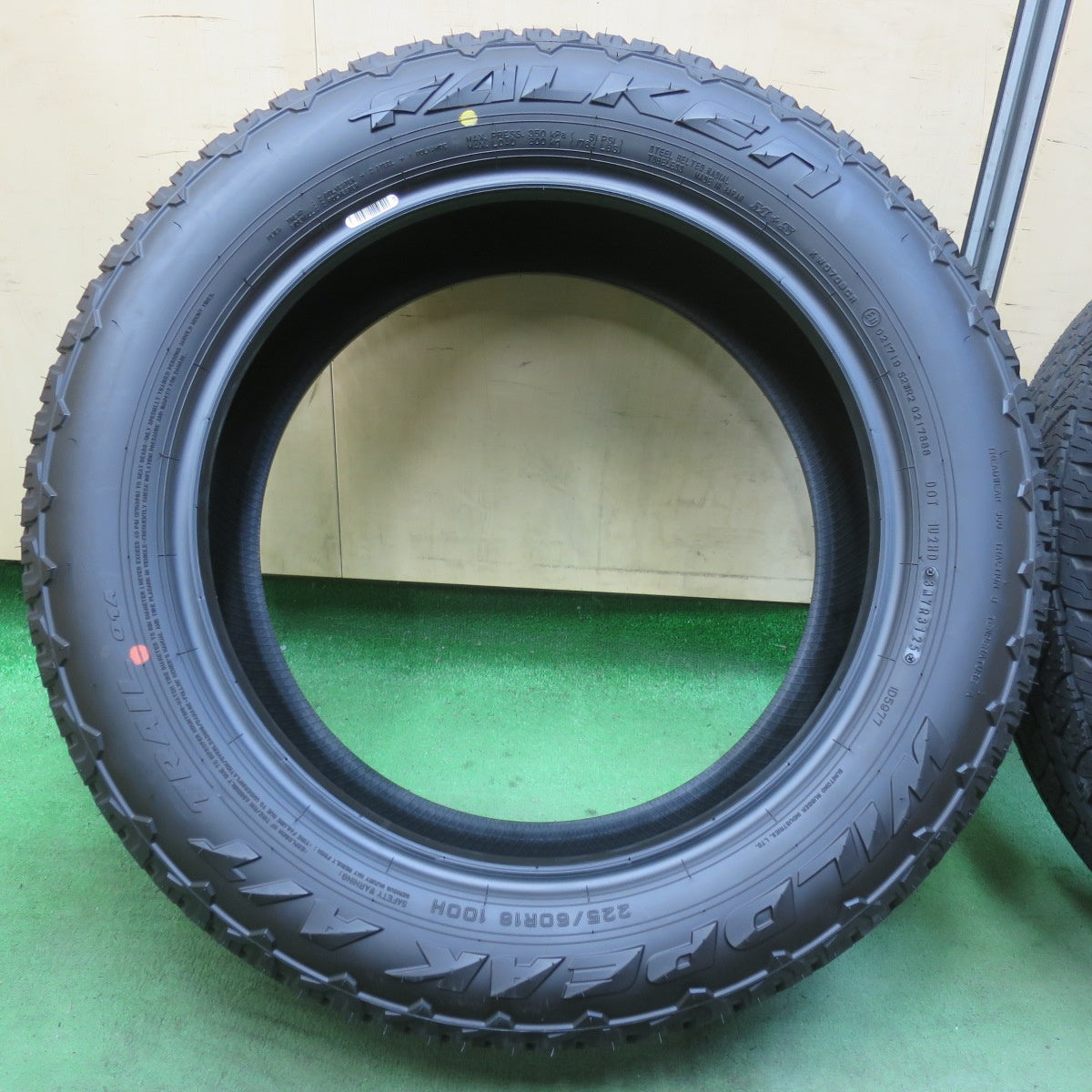 新車外し！25年★225/60R18 ファルケン WILDPEAK A/T TRAIL 01A タイヤ 18インチ ハリアー RAV4 CX-5 等★5122208イノタ