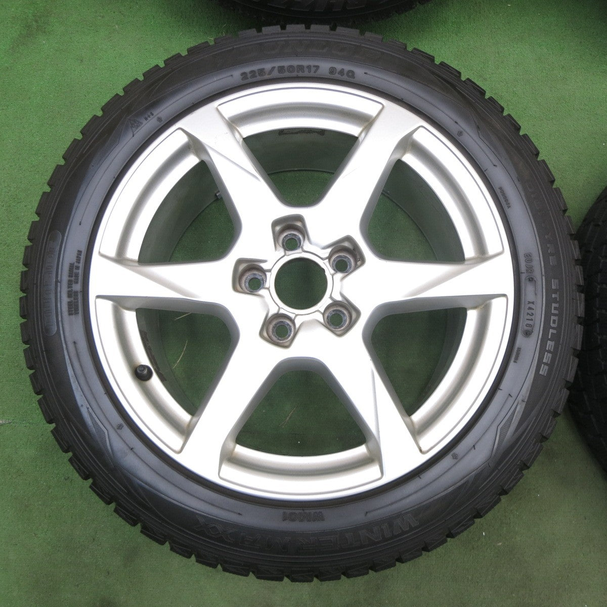 バリ溝！9分★アウディ A4 8K 純正 225/50R17 スタッドレス ブリヂストン ブリザック VRX2 ダンロップ ウインターマックス WM01 17インチ PCD112/5H★6012801ナス