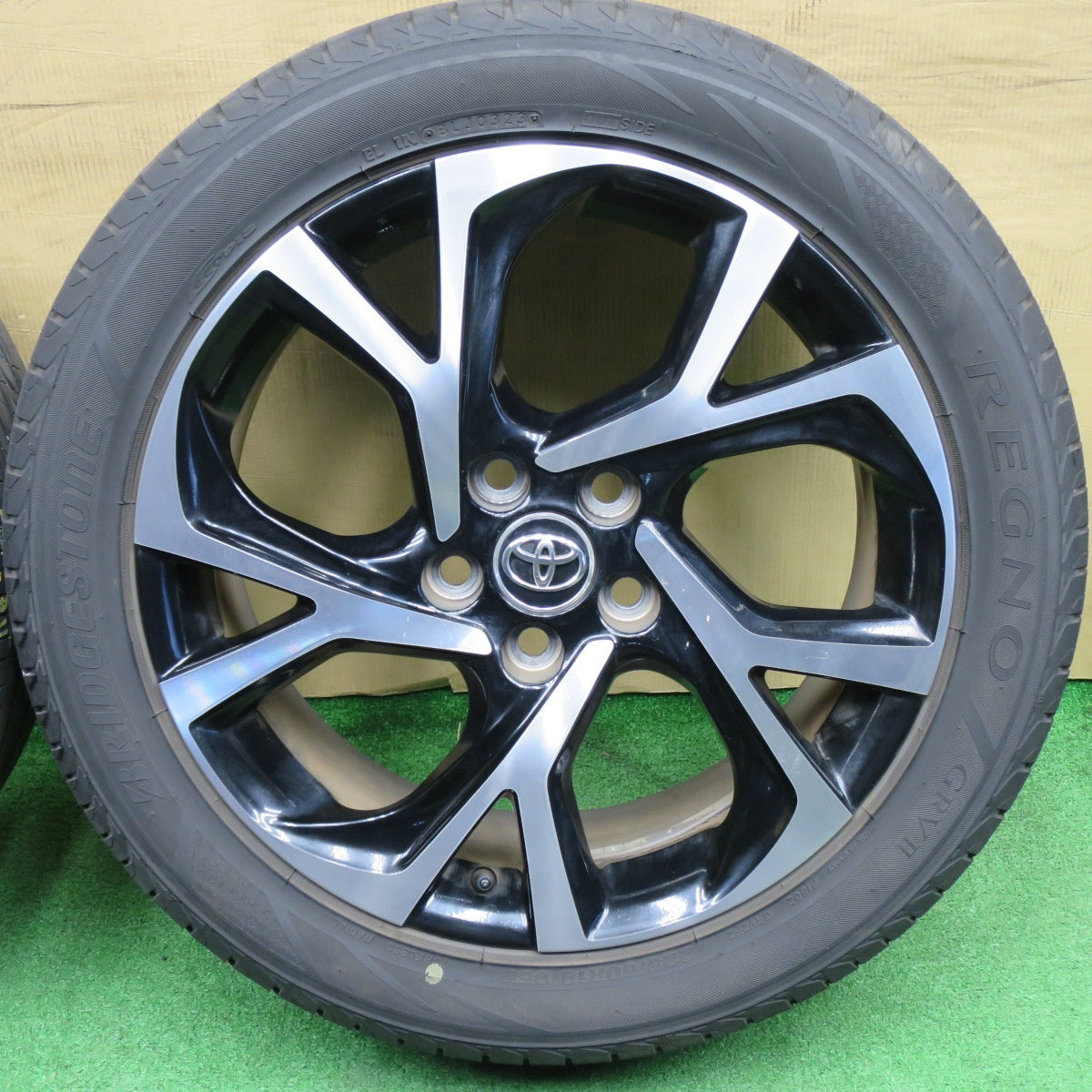 バリ溝！23年！9.5分★トヨタ CH-R 純正 225/50R18 ブリヂストン レグノ GRV2 18インチ CHR PCD114.3/5H★6030801NKノ