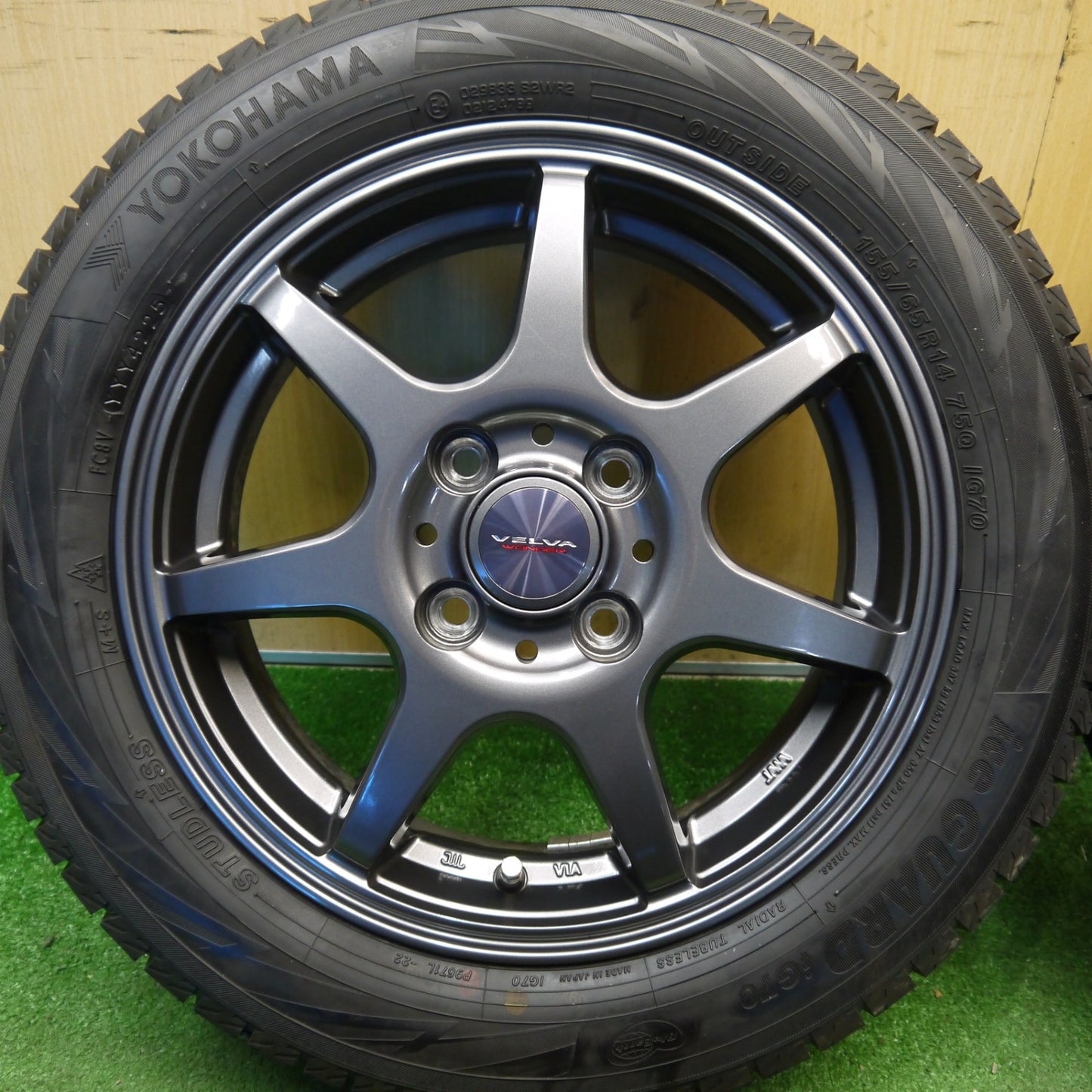 ほぼ未使用！25年！キレイ★スタッドレス 155/65R14 ヨコハマ アイスガード iG70 VELVA WONDER ヴェルヴァ ワンダー 14インチ PCD100/4H★6032304Hス