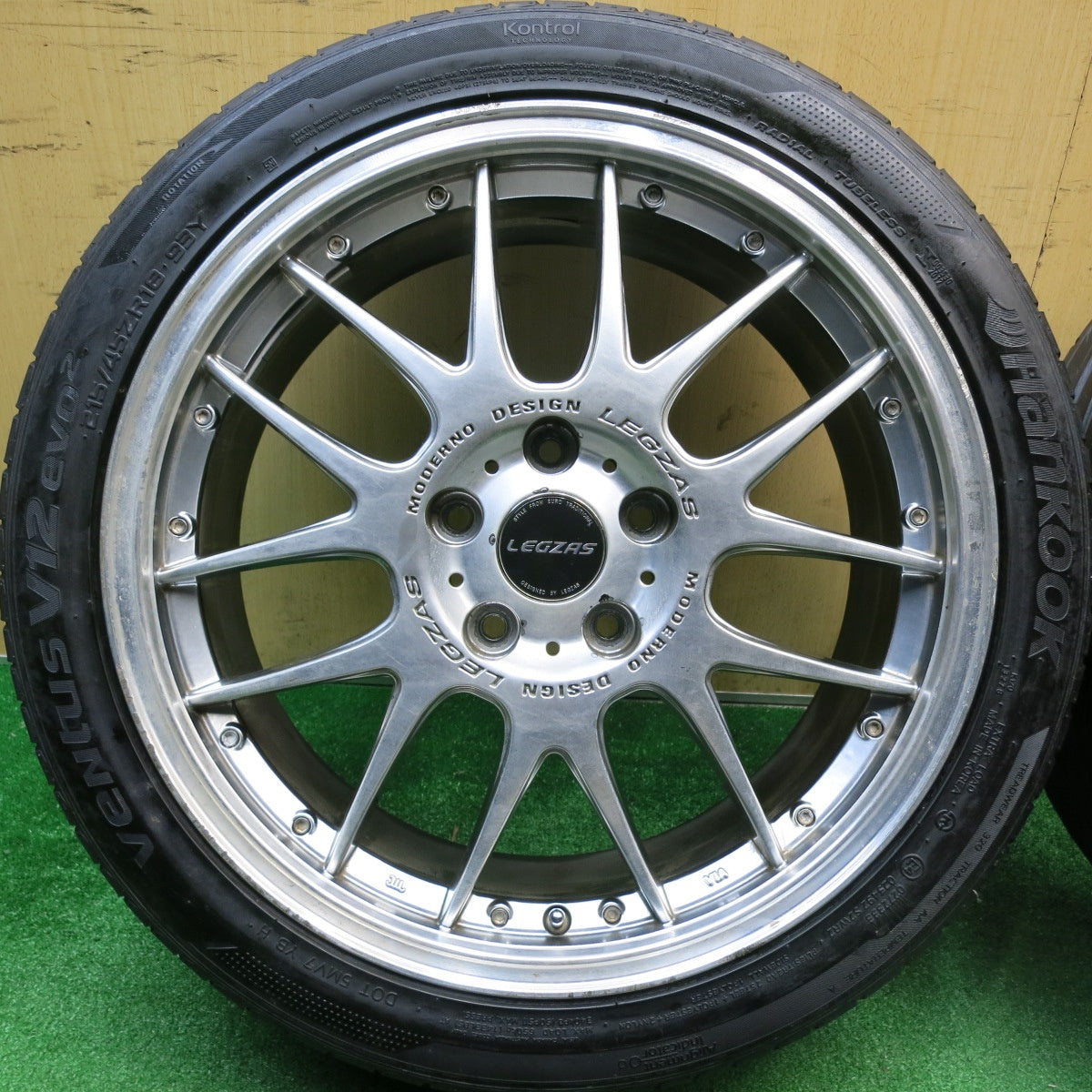 4本価格！22年★LEGZAS MODERNO DESIGN Stich 215/45R18 ハンコック VENTUS V12 evo2 シュティッヒ レグザス 18インチ PCD114.3/5H★5122507HAノ