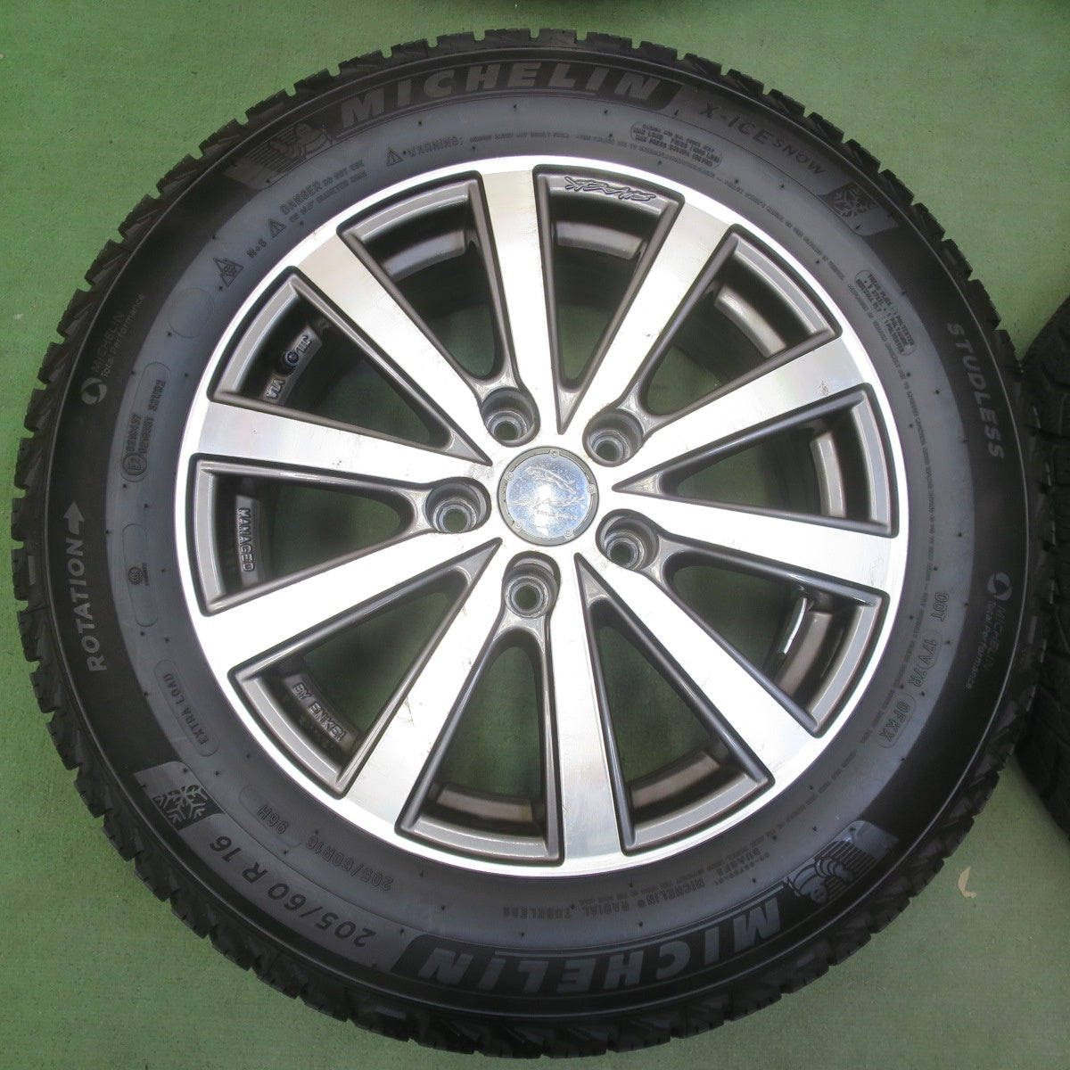 バリ溝！25年！ほぼ10分◎スタッドレス 205/60R16 ミシュラン X-ICE SNOW SMACK ENKEI スマック エンケイ 16インチ PCD114.3/5H◎6080508IMス