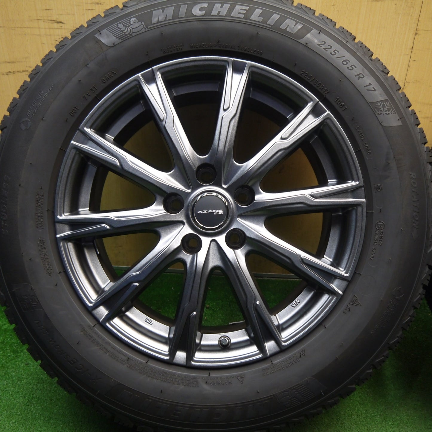 バリ溝！キレイ！9分★スタッドレス 225/65R17 ミシュラン X-ICE SNOW SUV AZANE E-10 アザーネ 17インチ PCD114.3/5H★6040101Hス