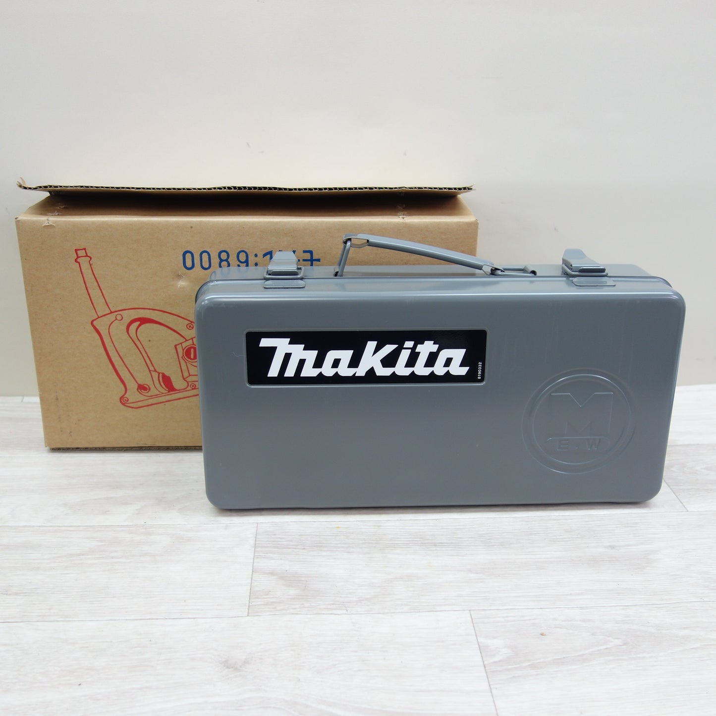 [送料無料] 未使用☆マキタ スクリュー ドライバー 6800 テスク 用 電動 工具 makita☆