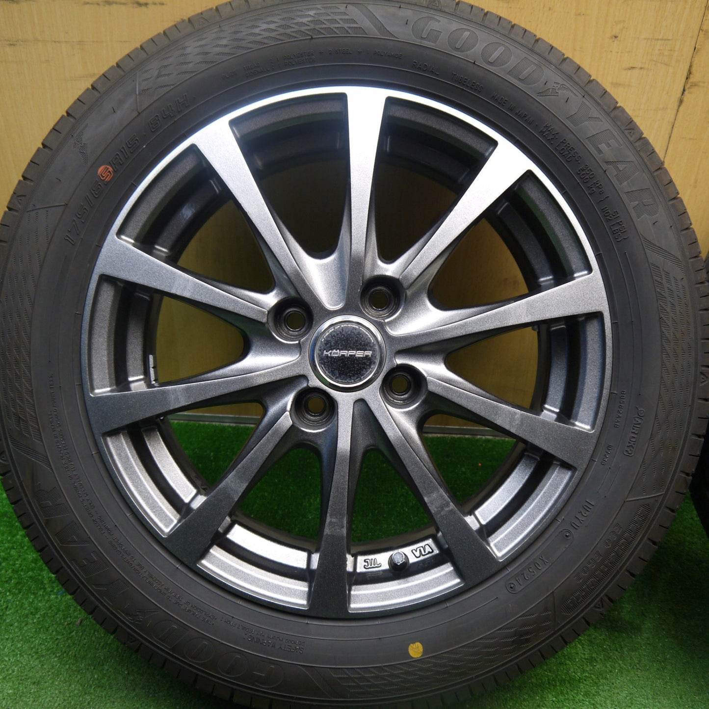 [送料無料] バリ溝！24年！キレイ！9.5分★175/65R15 グッドイヤー EfficientGrip ECO EG02 KORPER ケルパー 15インチ PCD100/4H★5032501Hノ