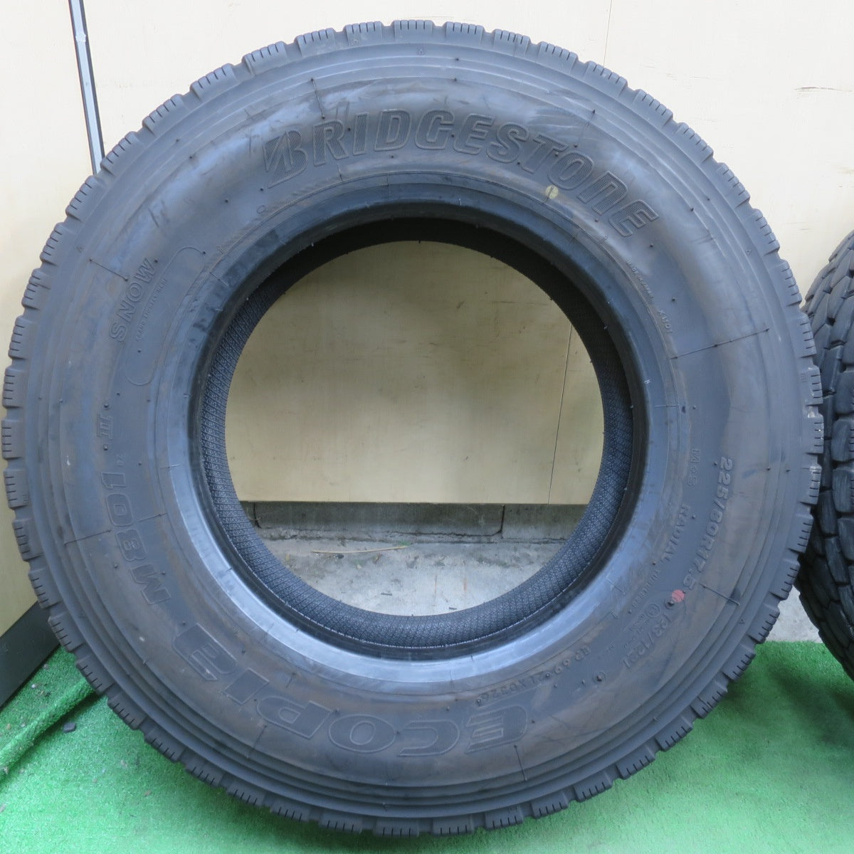 バリ溝！26年！9.5分！6本◎トラック タイヤ 225/80R17.5 123/122L ブリヂストン エコピア M801 Ⅱ ミックス オールシーズン 17.5インチ◎6092902イスタ