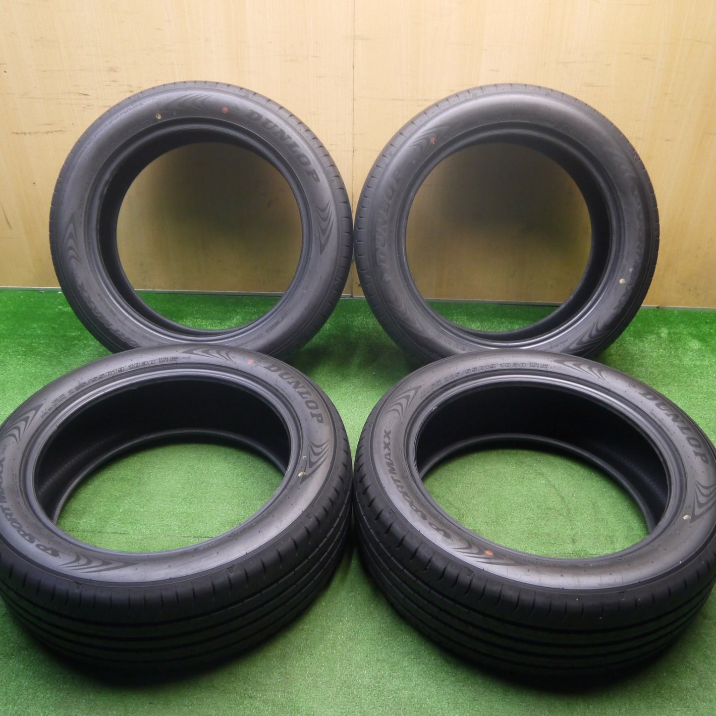 新車外し！25年★225/55R19 ダンロップ SP スポーツ マックス 060 タイヤ 19インチ 40系 アルファード ヴェルファイア 80系 ハリアー CX-5 CX-8 等★5122604Hノタ