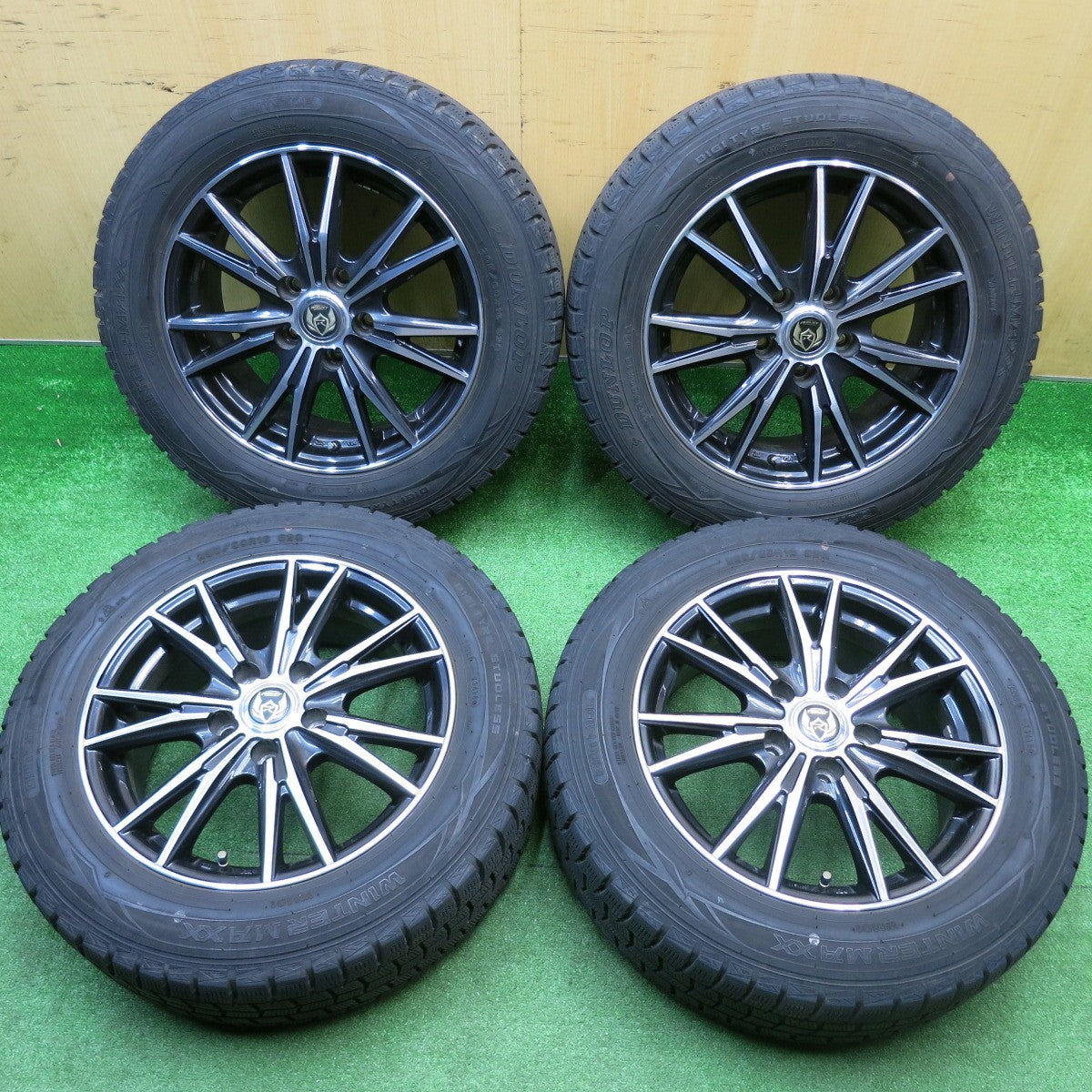 4本価格★スタッドレス 205/60R16 ダンロップ ウインターマックス WM01 RiZLEY ライツレー 16インチ PCD114.3/5H★5112017HAス
