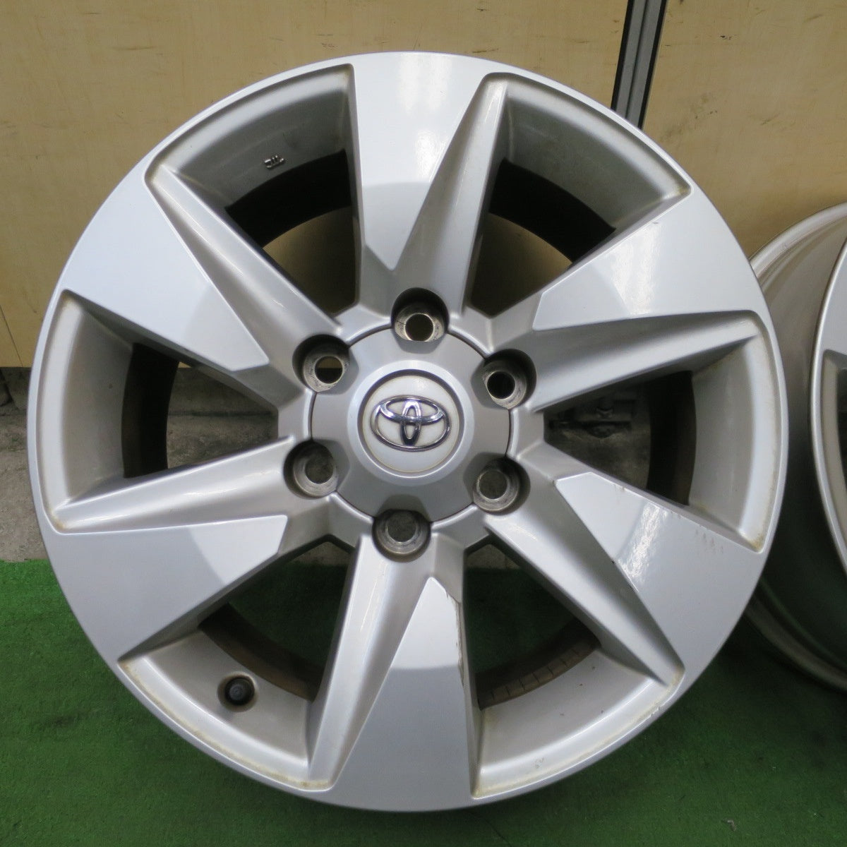 キレイ★トヨタ 150系 ランクル プラド 純正 ホイール 17インチ 17×7.5J PCD139.7/6H★6062302NGホ