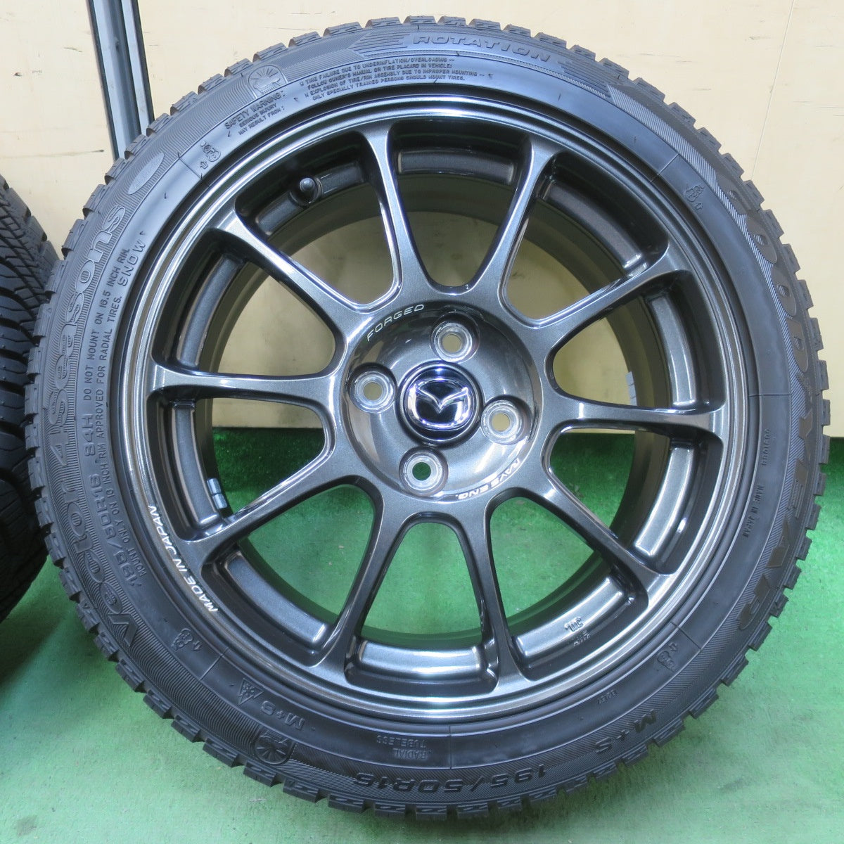 バリ溝！22年！キレイ！9.5分★マツダ ND ロードスター 純正 RAYS 鍛造 195/50R16 グッドイヤー Vector 4Seasons hybrid オールシーズン 16インチ PCD100/4H★6011614イス