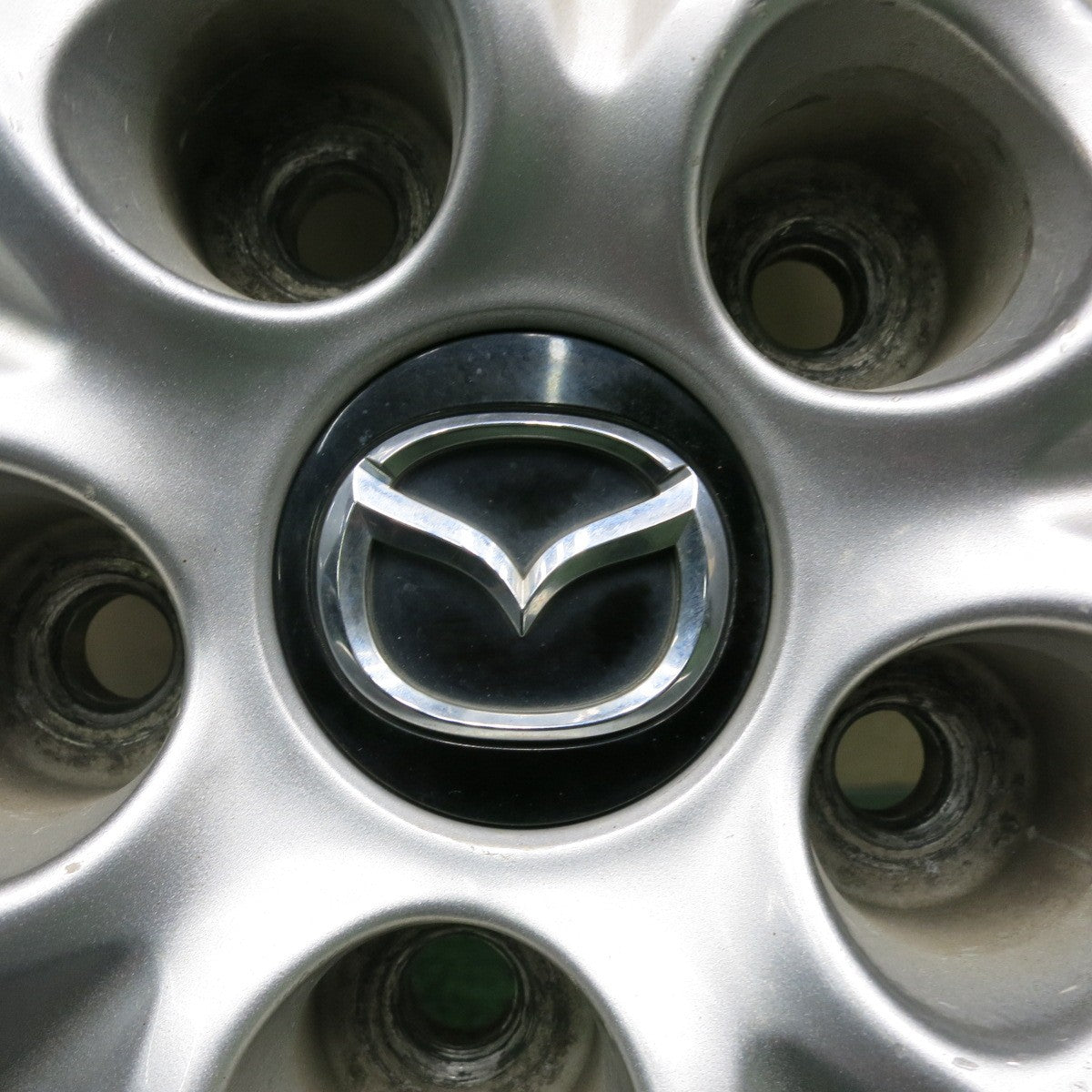 *送料無料* バリ溝！8.5分★マツダ アテンザ ワゴン 純正 225/55R17 スタッドレス ヨコハマ アイスガード iG50 プラス PCD114.3/5H★4051904HAス