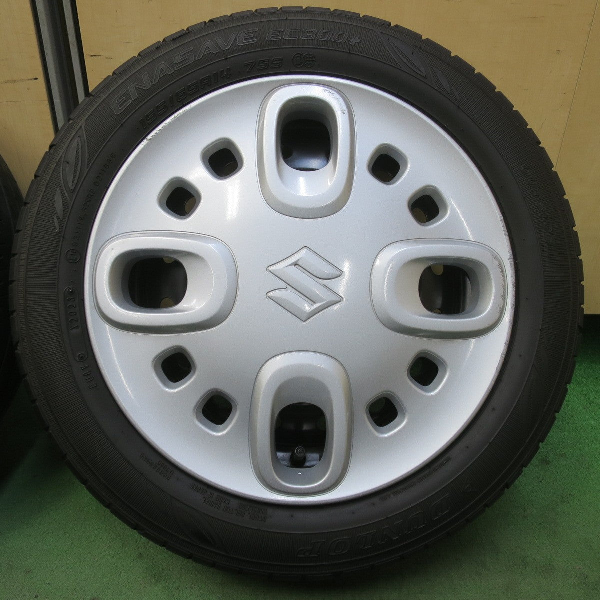 キレイ！23年◎スズキ スペーシア 純正 スチール 155/65R14 ダンロップ エナセーブ EC300+ 14インチ PCD100/4H◎6090702IMノ