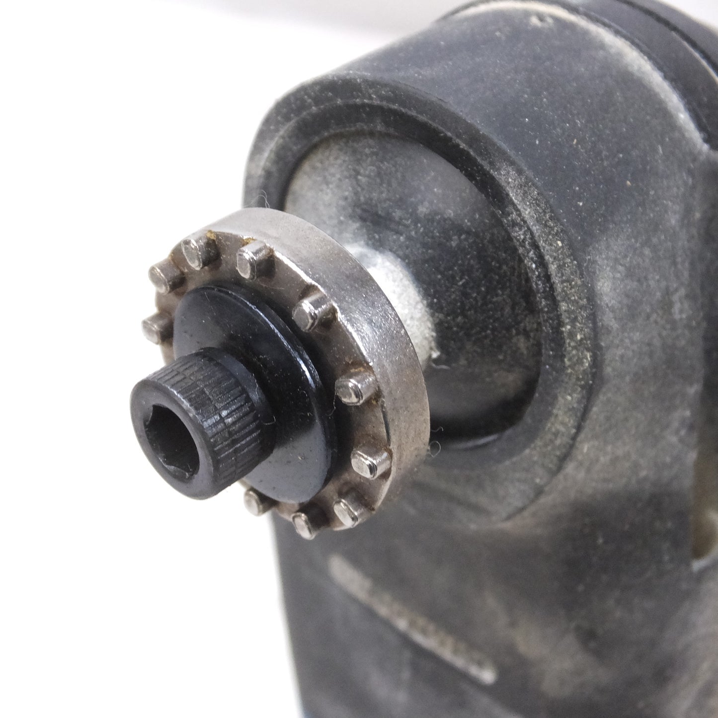 [送料無料] ◆ボッシュ BOSCH バッテリー カットソー GMF10.8V-LI 10.8V 1.3Ah マルチ ツール バッテリー 充電器 ケース付き 切断機 切断 剥離 サンディング 電動 工具◆