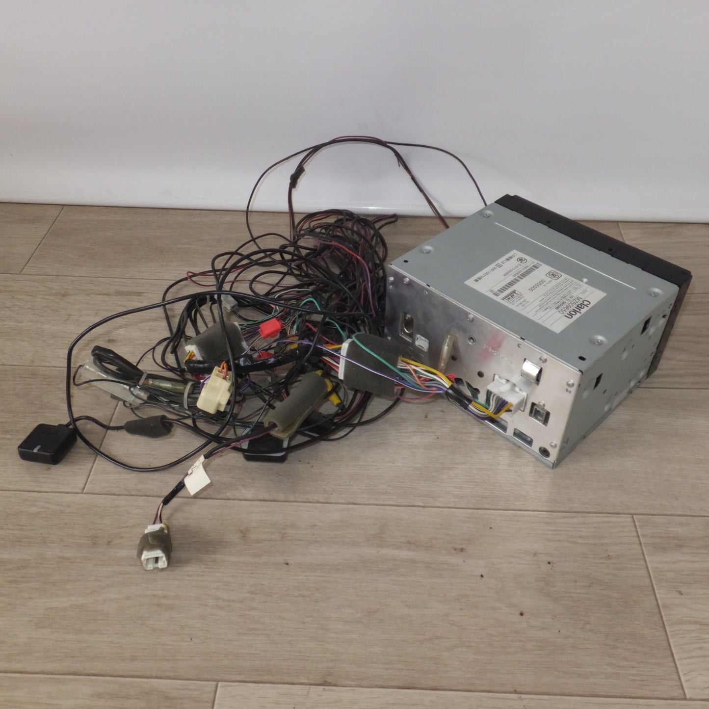 [送料無料] 現状品★クラリオン製 マツダ 純正 メモリーナビゲーション MZ609650 GCX515 セキュリティロック[29]★