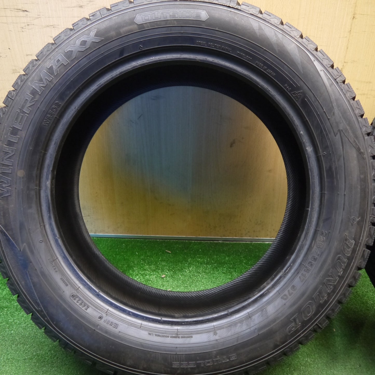 バリ溝！22年！9分★スタッドレス 225/55R17 ダンロップ ウインターマックス WM02 タイヤ 17インチ XV ヴェゼル C-HR WR-V 等★6031603Hスタ