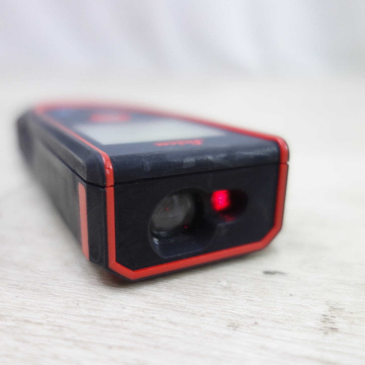 [送料無料] キレイ◆Leica レーザー 距離計 DISTO D2 ライカ ディスト Bluetooth機能搭載 測定器◆