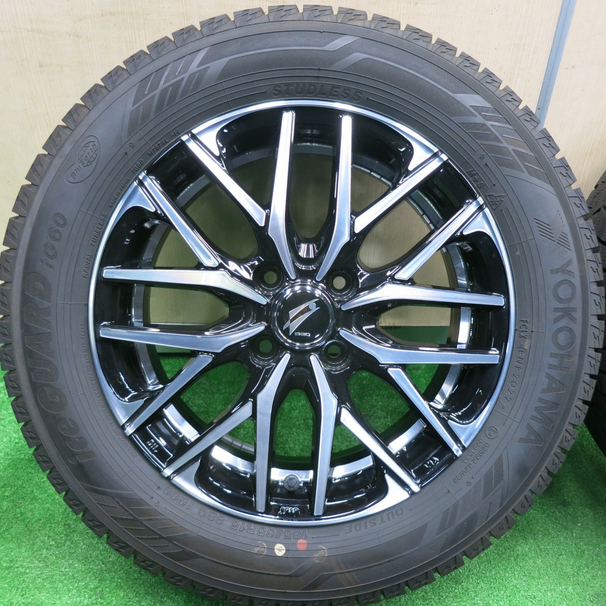 [送料無料] バリ溝！22年！キレイ！ほぼ10分★スタッドレス 185/65R15 ヨコハマ アイスガード iG60 BEO ベオ 15インチ PCD100/4H★4120504TNス