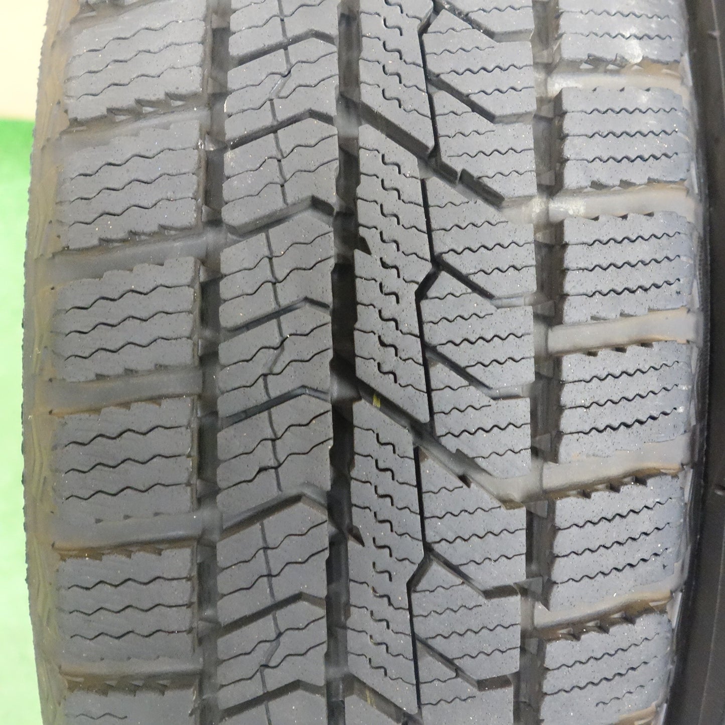 バリ溝！23年！キレイ！9.5分◎スタッドレス 155/65R14 トーヨー オブザーブ GIZ2 Exceeder エクシーダー 14インチ PCD100/4H◎6081002KTス