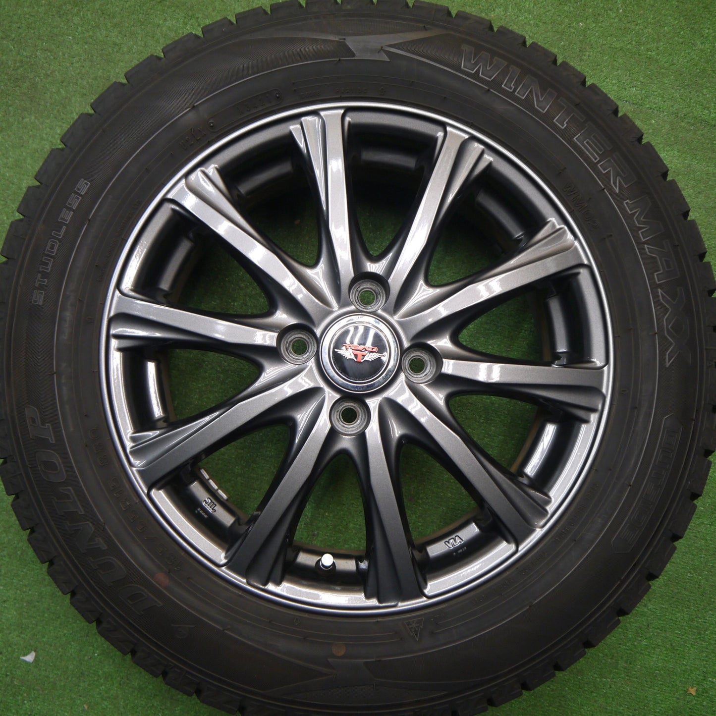 バリ溝！21年！キレイ！8.5分★スタッドレス 185/65R15 ダンロップ ウインターマックス WM02 TEAD テッド 15インチ PCD100/4H★5121705Hス