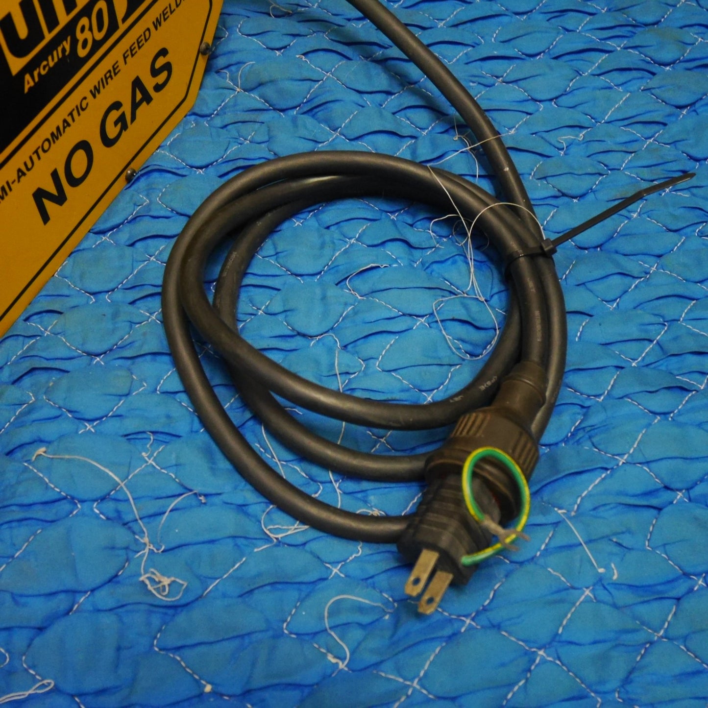 [送料無料] キレイ！付属品付き☆SUZUKID スター 電器 Arcury 80 LUNAⅡ 半自動 溶接機 SAY-80L2 スズキッド アーキュリー80 ルナ2☆