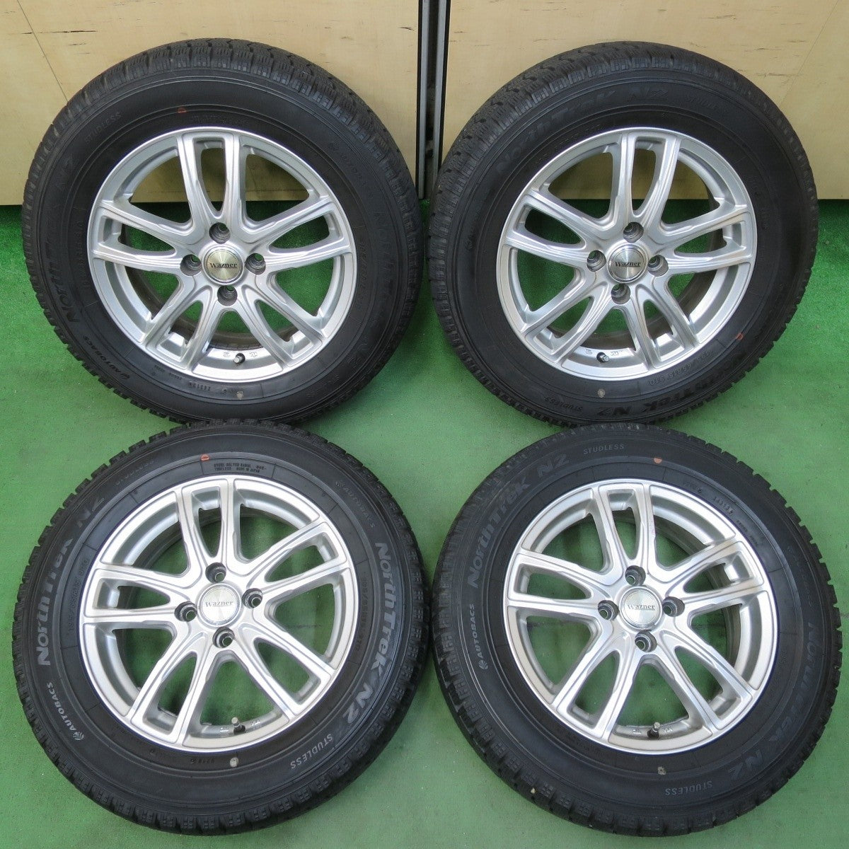 バリ溝！9.5分★スタッドレス 195/65R15 オートバックス ノーストレック N2 Wazner ワズナー 15インチ PCD100/4H★5040805イス