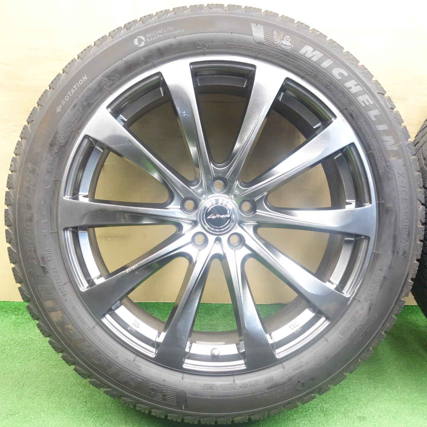 バリ溝！24年！9.5分★スタッドレス 235/50R21 ミシュラン X-ICE SNOW Lefinada レフィナーダ 21インチ PCD114.3/5H★6022501KTス