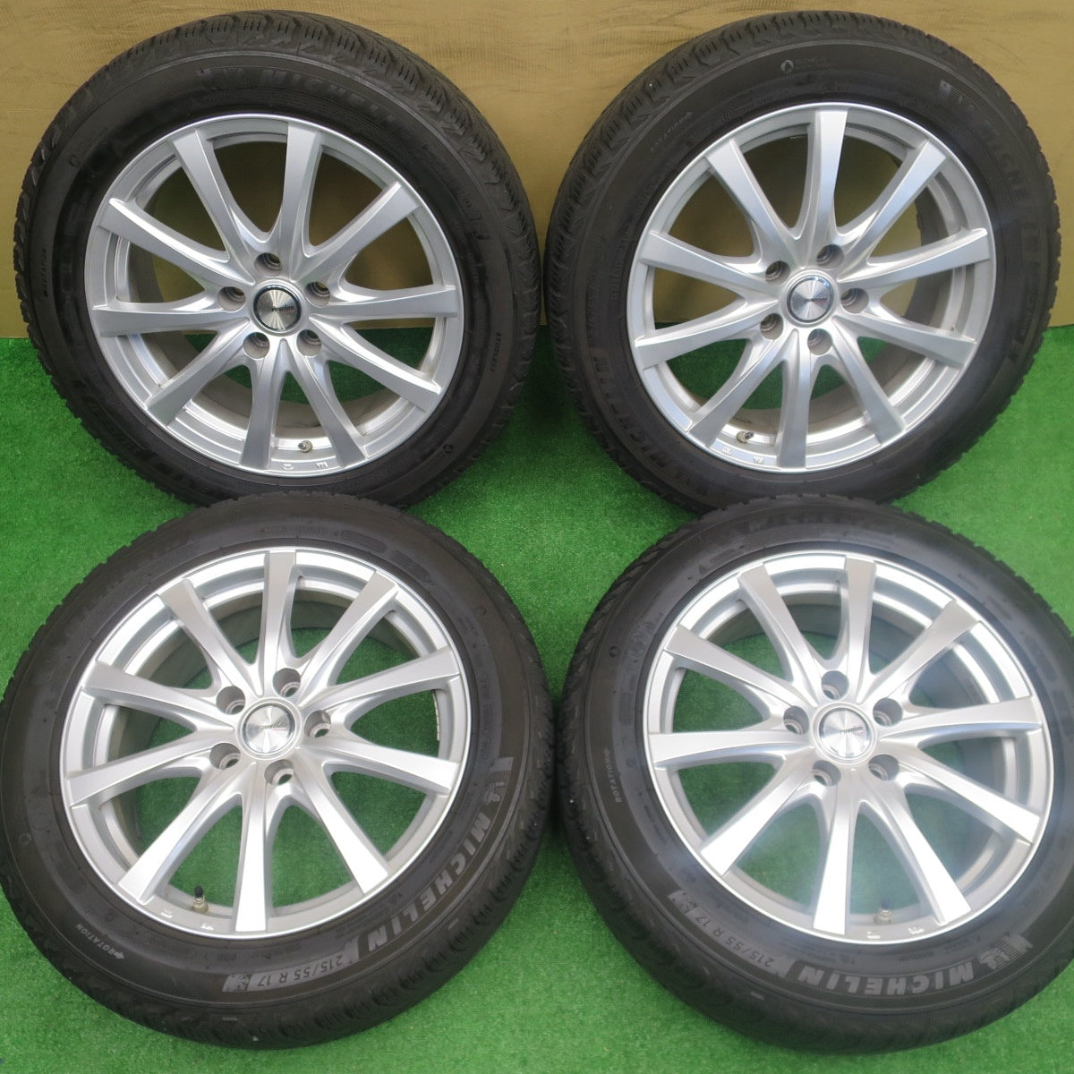 バリ溝！9分★スタッドレス 215/55R17 ミシュラン X-ICE SNOW ravrion RS01 ラブリオン 17インチ PCD114.3/5H★5121405NKス