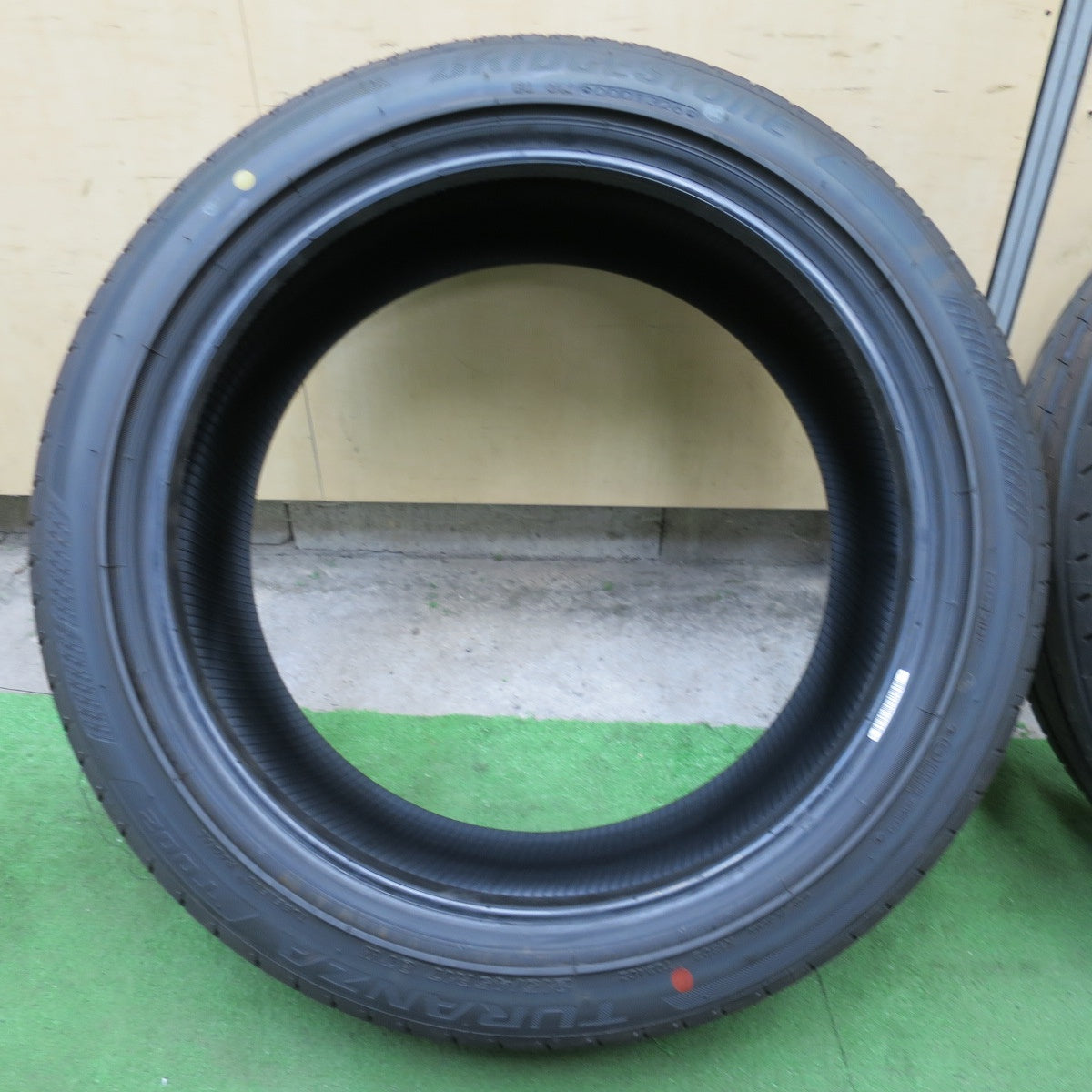 新車外し！26年★215/45R17 ブリヂストン トランザ T002 タイヤ 17インチ プリウス カローラ ツーリング 86 BRZ 等★6052703NGノタ