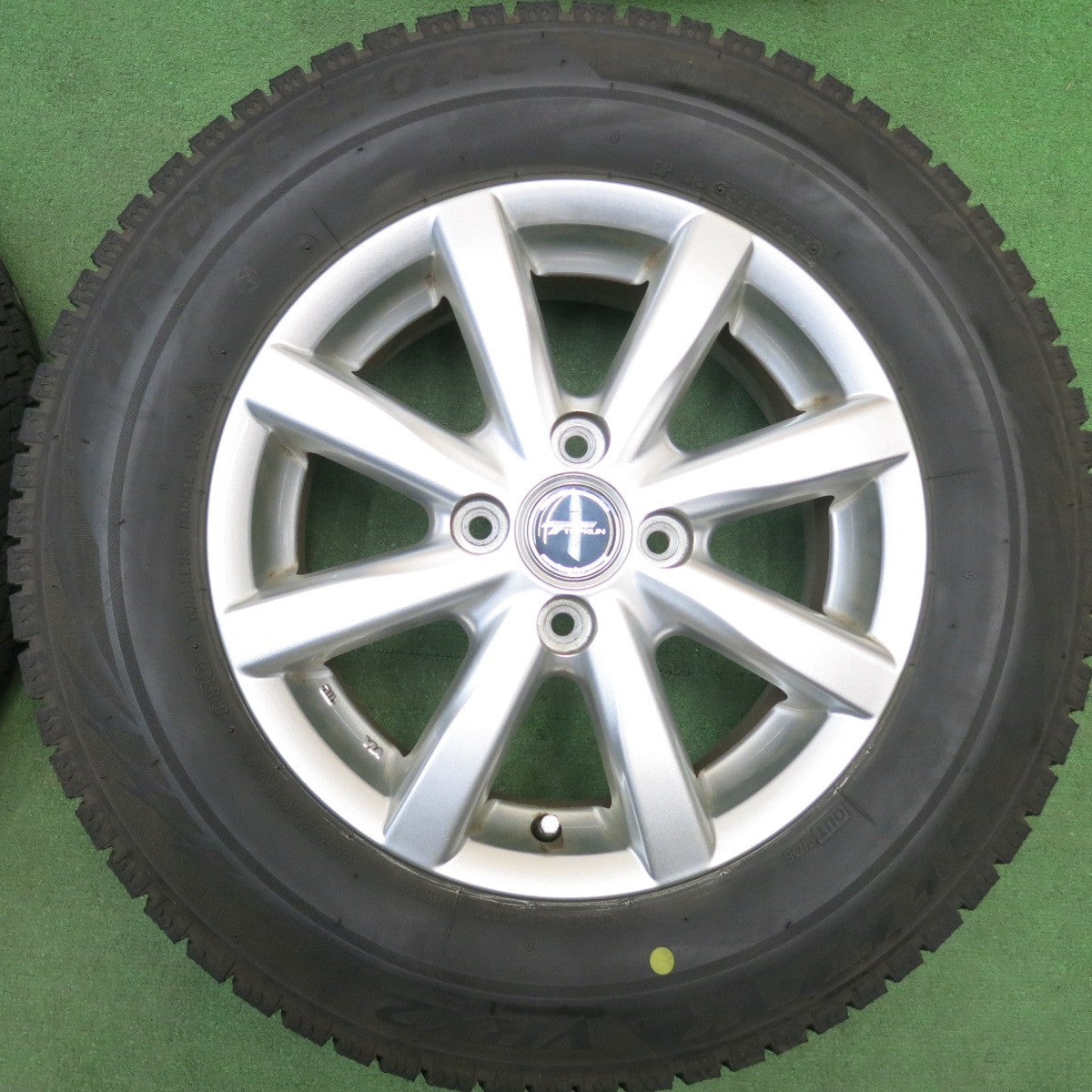 バリ溝！23年！9分★スタッドレス 185/70R14 ブリヂストン ブリザック VRX2 TOPRUN トップラン 14インチ PCD100/4H★6032804HAス