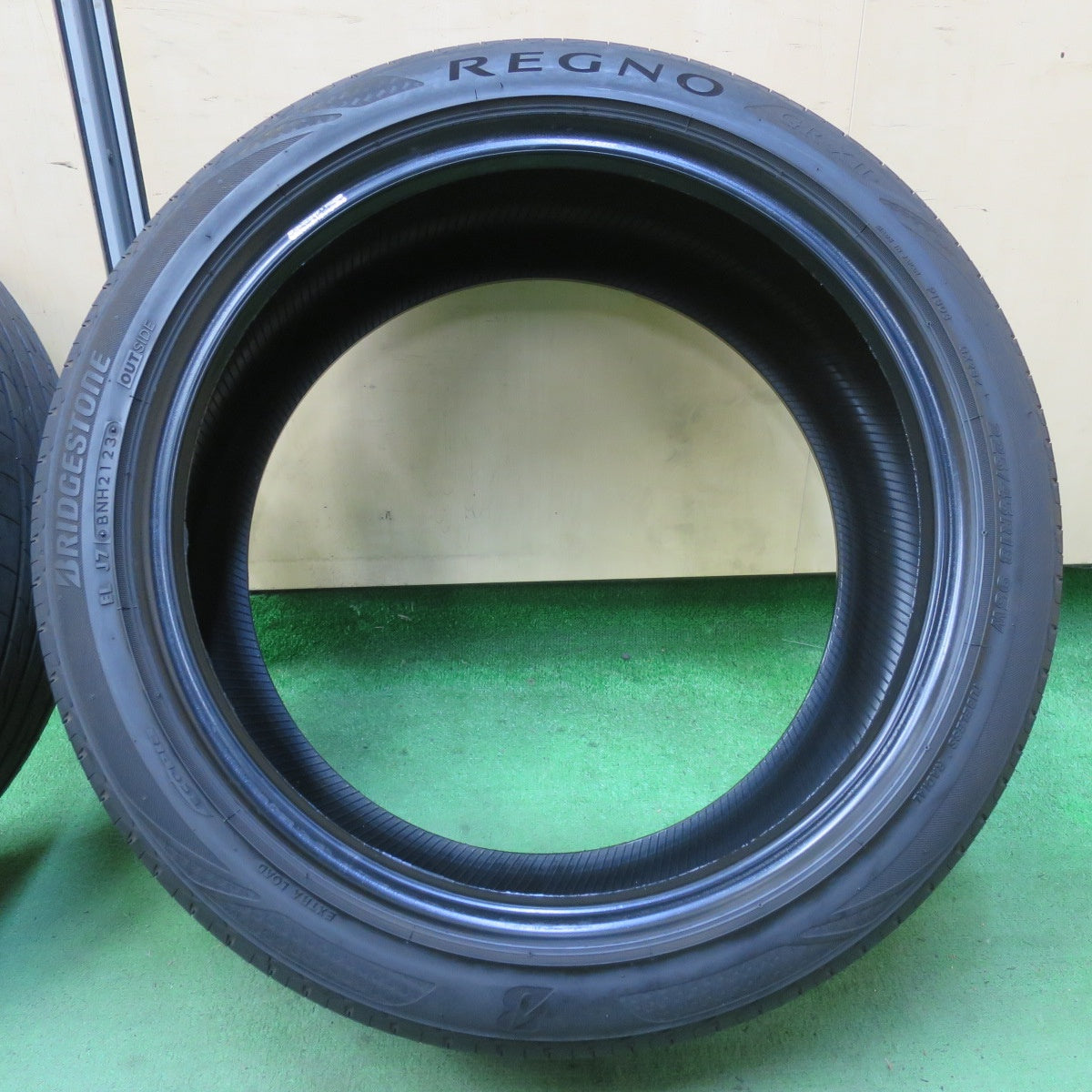 2本価格！23年★225/45R18 ブリヂストン レグノ GR-X2 タイヤ 18インチ クラウン マークX ベンツ 等★5072104イノタ