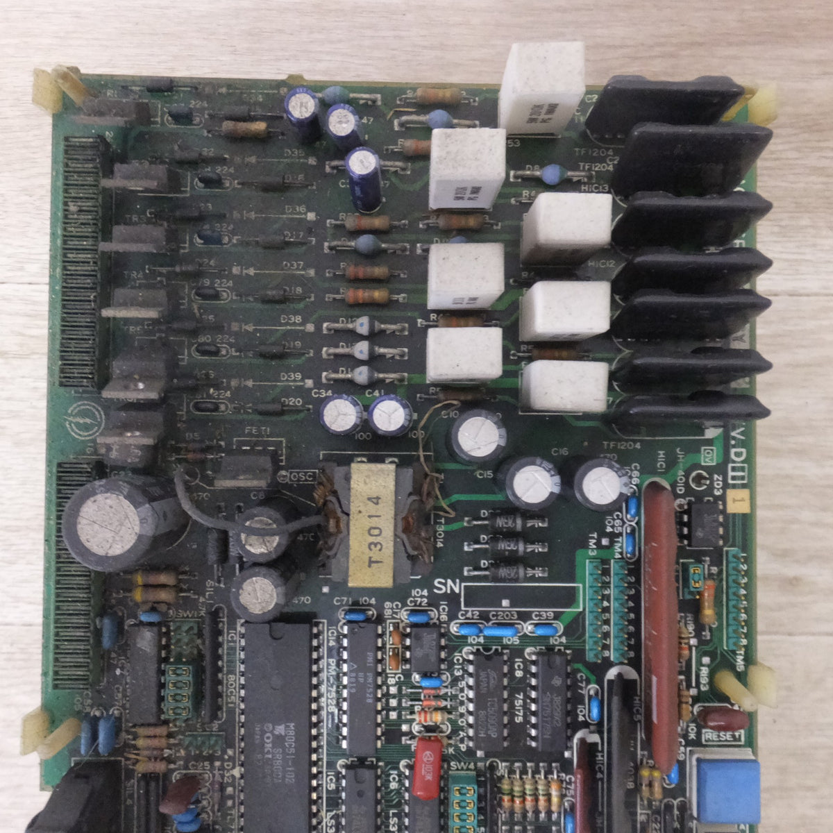 現状品★安川電機 YASKAWA サーボコントローラー SERVO CONTROLLER サーボパック Servopack CACR-SR★