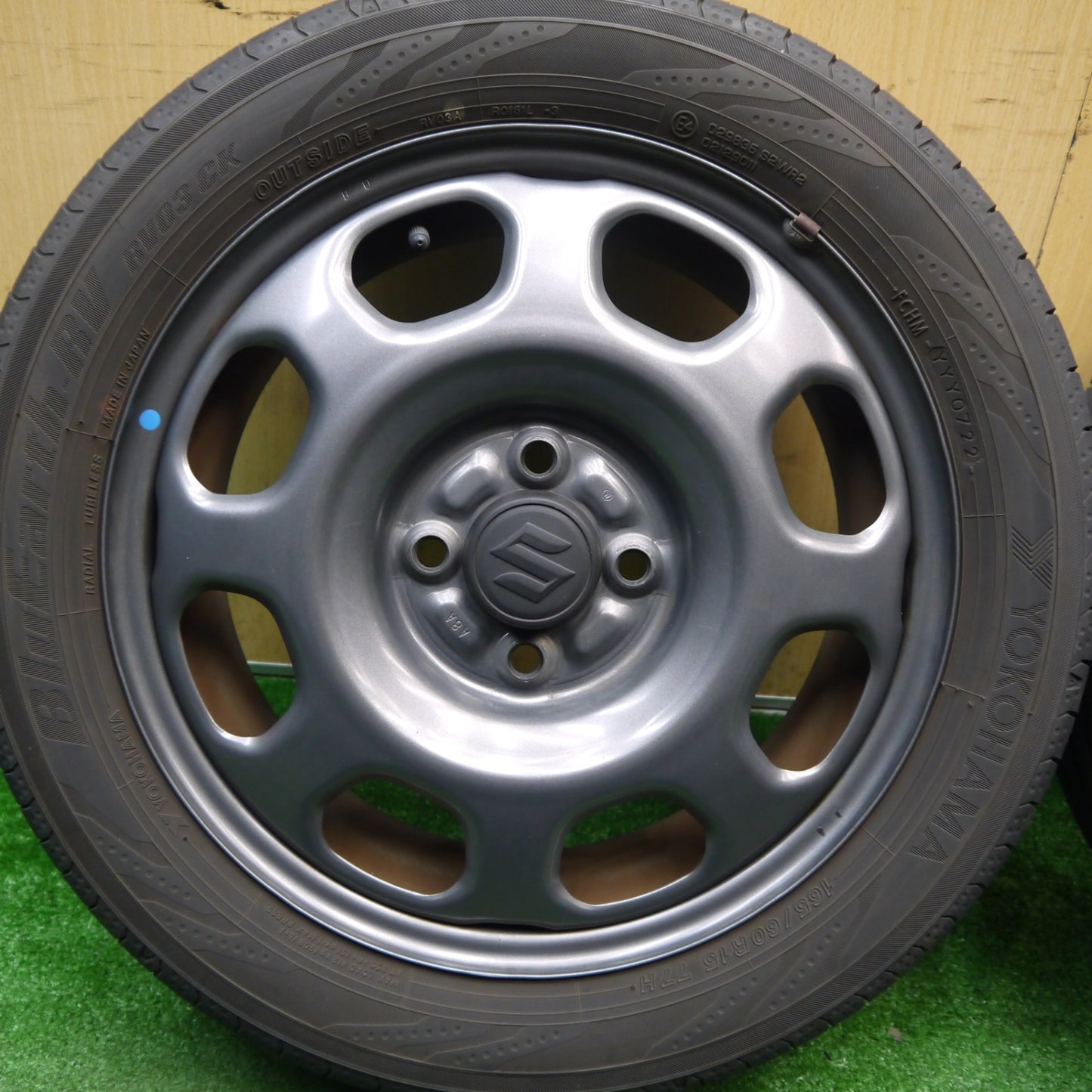 バリ溝！22年！キレイ！8.5分★スズキ ハスラー 純正 スチール 165/60R15 ヨコハマ BluEarth-RV RV03 CK 15インチ PCD100/4H★5121602Hノ