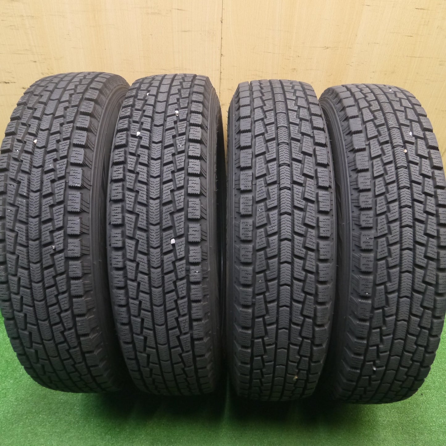 [送料無料] バリ溝！20年！キレイ！9.5分★ジムニー 等 175/80R16 HotStuff マッドクロス JB-01 スタッドレス ハンコック ダイナプロ アイセプト 16インチ PCD139.7/5H★4102305Hス