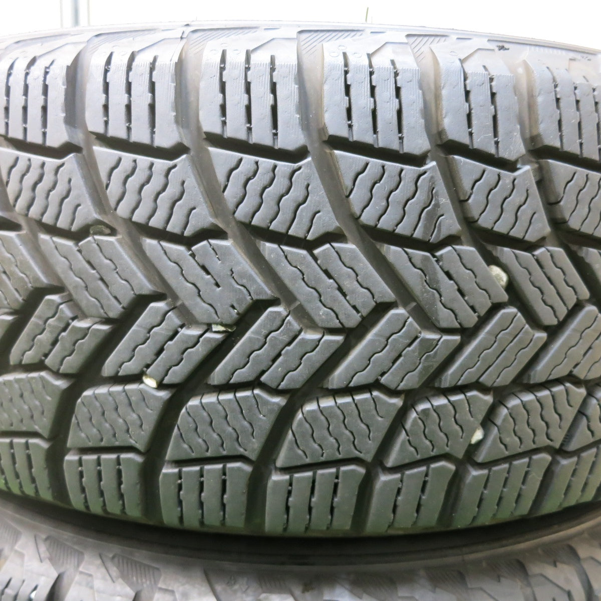 [送料無料] バリ溝！22年！キレイ！9.5分★プリウス 等 195/65R15 スタッドレス ミシュラン X-ICE SNOW ravrion ラブリオン 15インチ PCD100/5H★4111908SYス