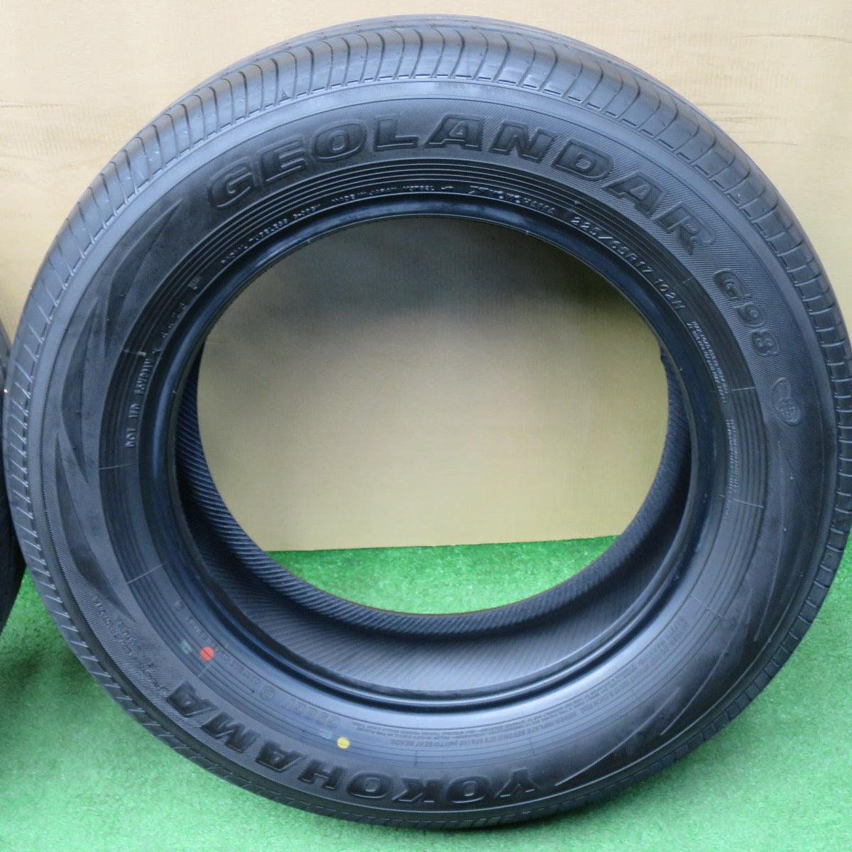 新車外し！25年★225/65R17 ヨコハマ ジオランダー G98 タイヤ 17インチ レクサス NX ハリアー RAV4 エクストレイル CX-5 CX-8 等★6040309NKノタ