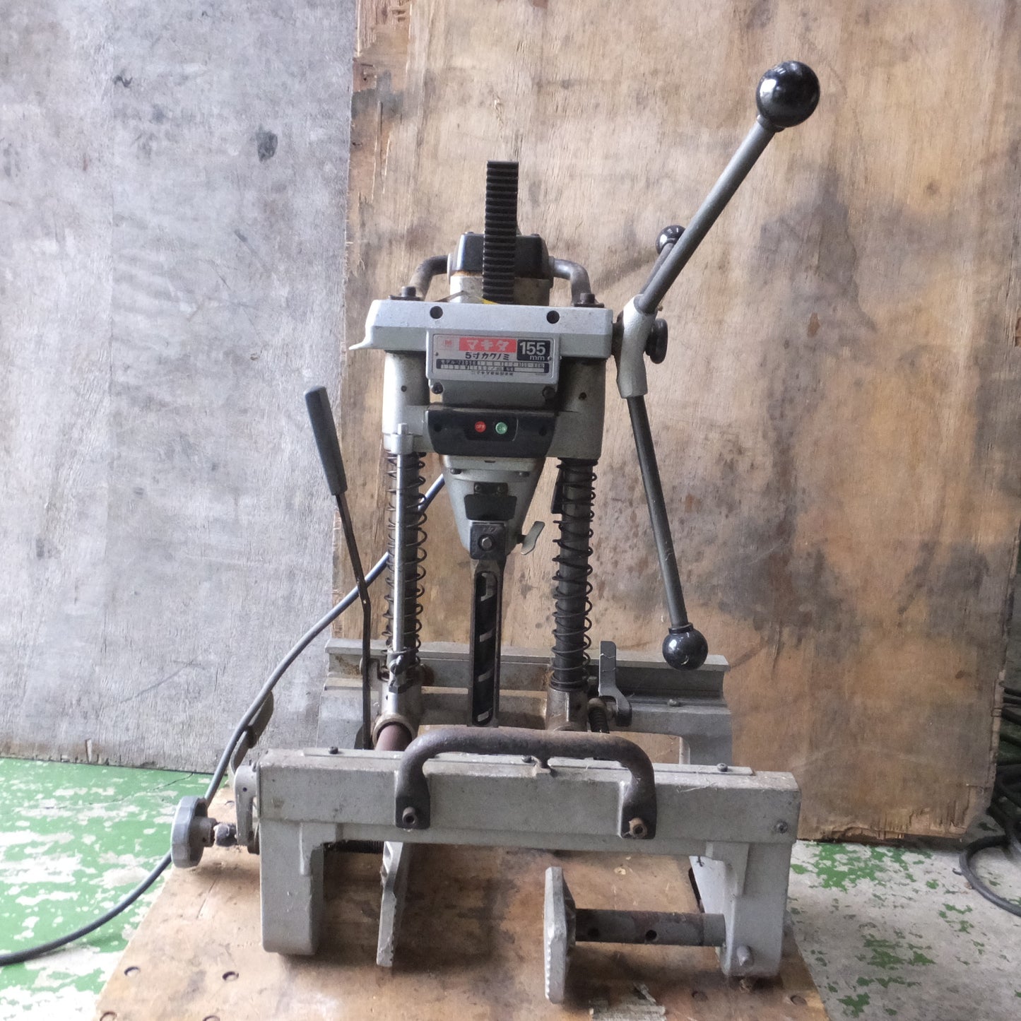 [送料無料] ◆makita マキタ 155mm 5寸カクノミ 7305H 角ノミ 穴あけ 木工 電動工具 100V◆