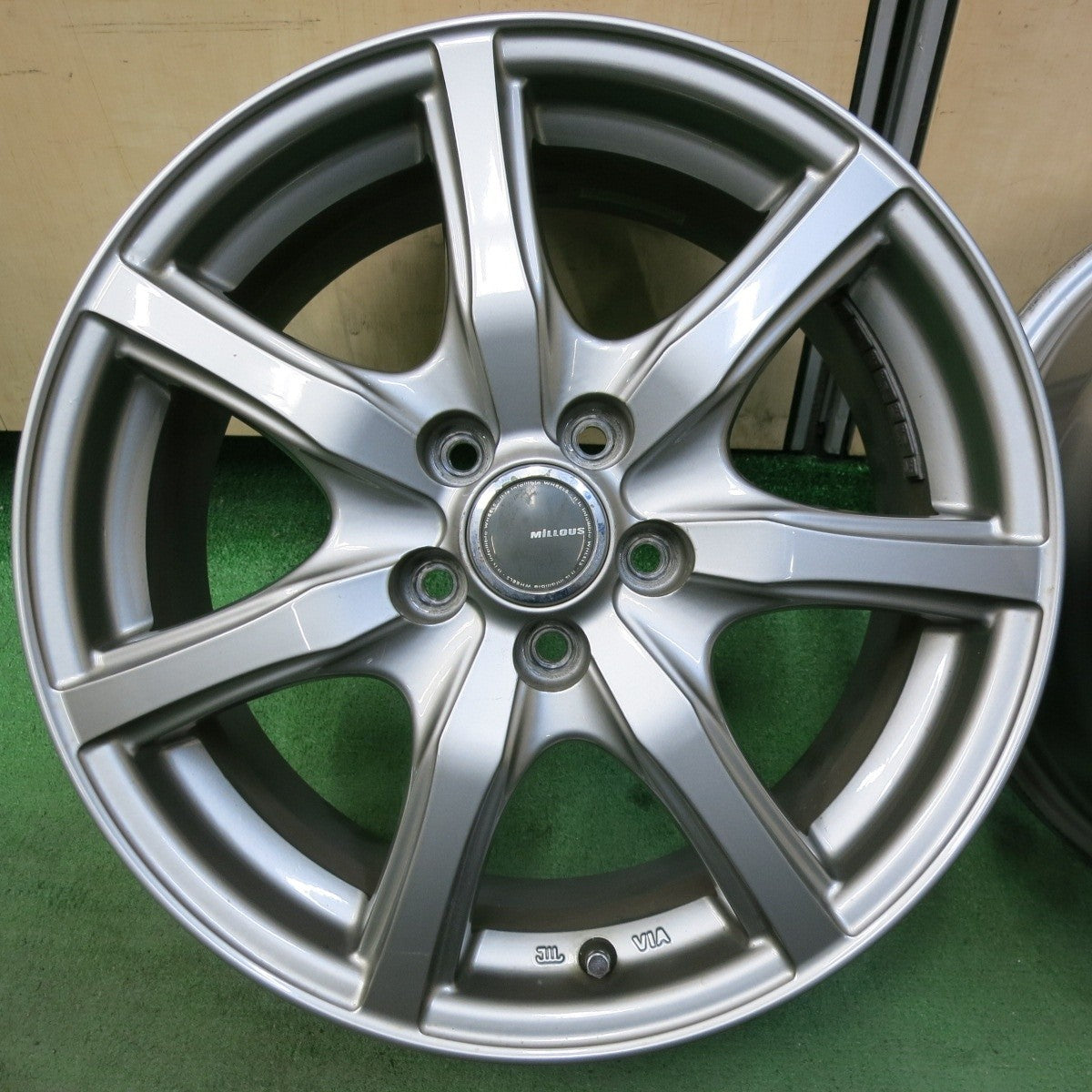 4本価格★MiLLOUS ミルアス 16インチ ホイール 16×6.5J インプレッサ フォレスター 等 PCD100/5H★5032505SYホ
