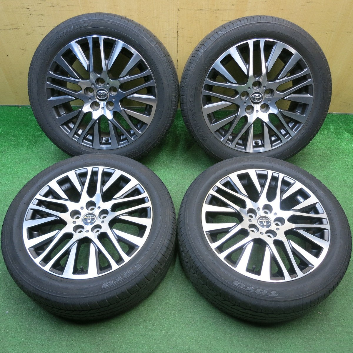 キレイ★トヨタ 30系 アルファード ヴェルファイア 純正 235/50R18 トーヨー トランパス R30 18インチ PCD114.3/5H★6012902HAノ
