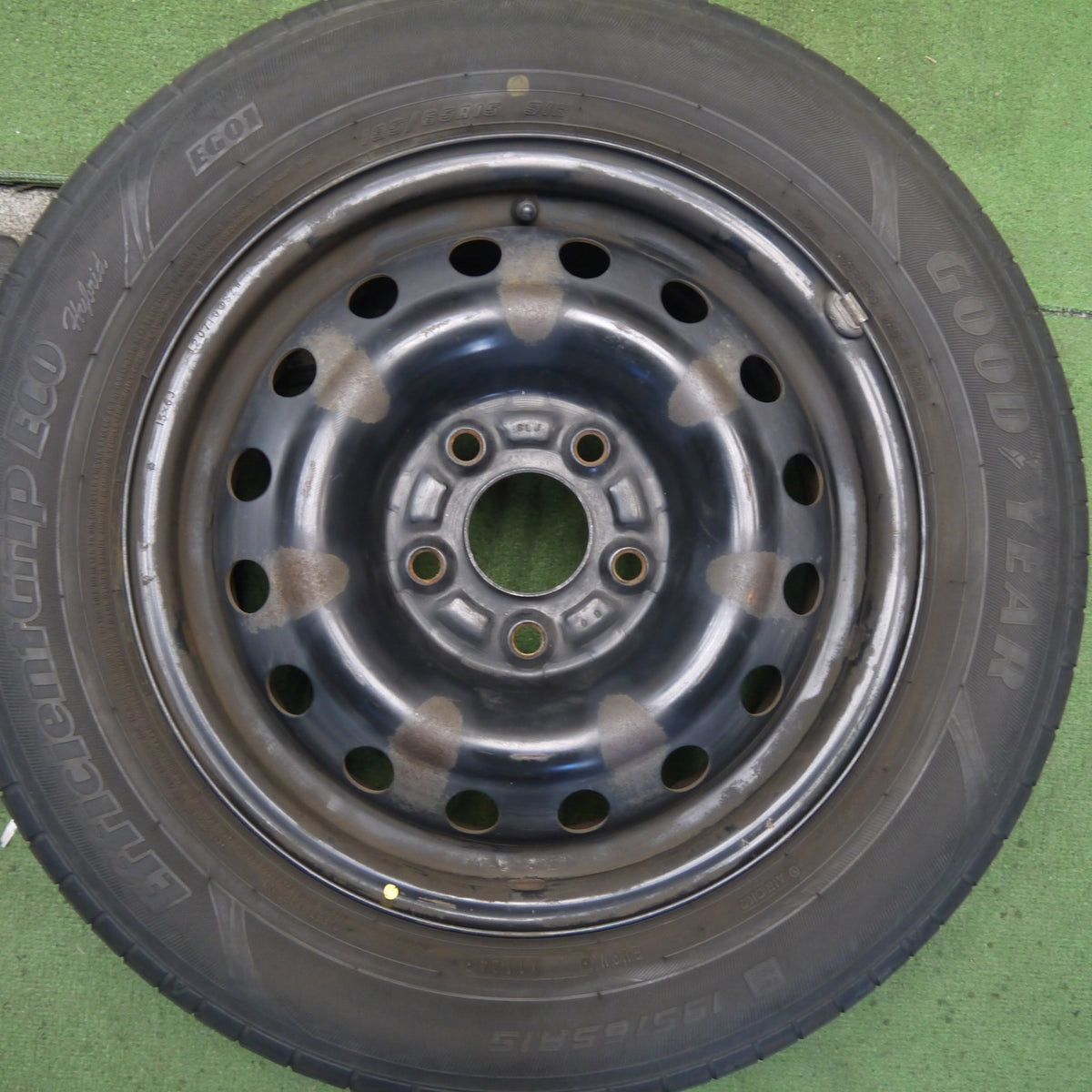 バリ溝！24年！8.5分◎195/65R15 グッドイヤー EfficientGrip ECO Hybrid スチール ホイール 15インチ PCD114.3/5H◎6090706Hノ