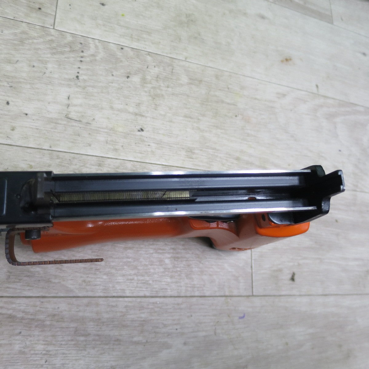 [送料無料] キレイ☆マックス 常圧 ステープル用 釘打機 エア ネイラ 10-22mm TA-35A/422J  箱付き 釘打ち機 エア工具☆
