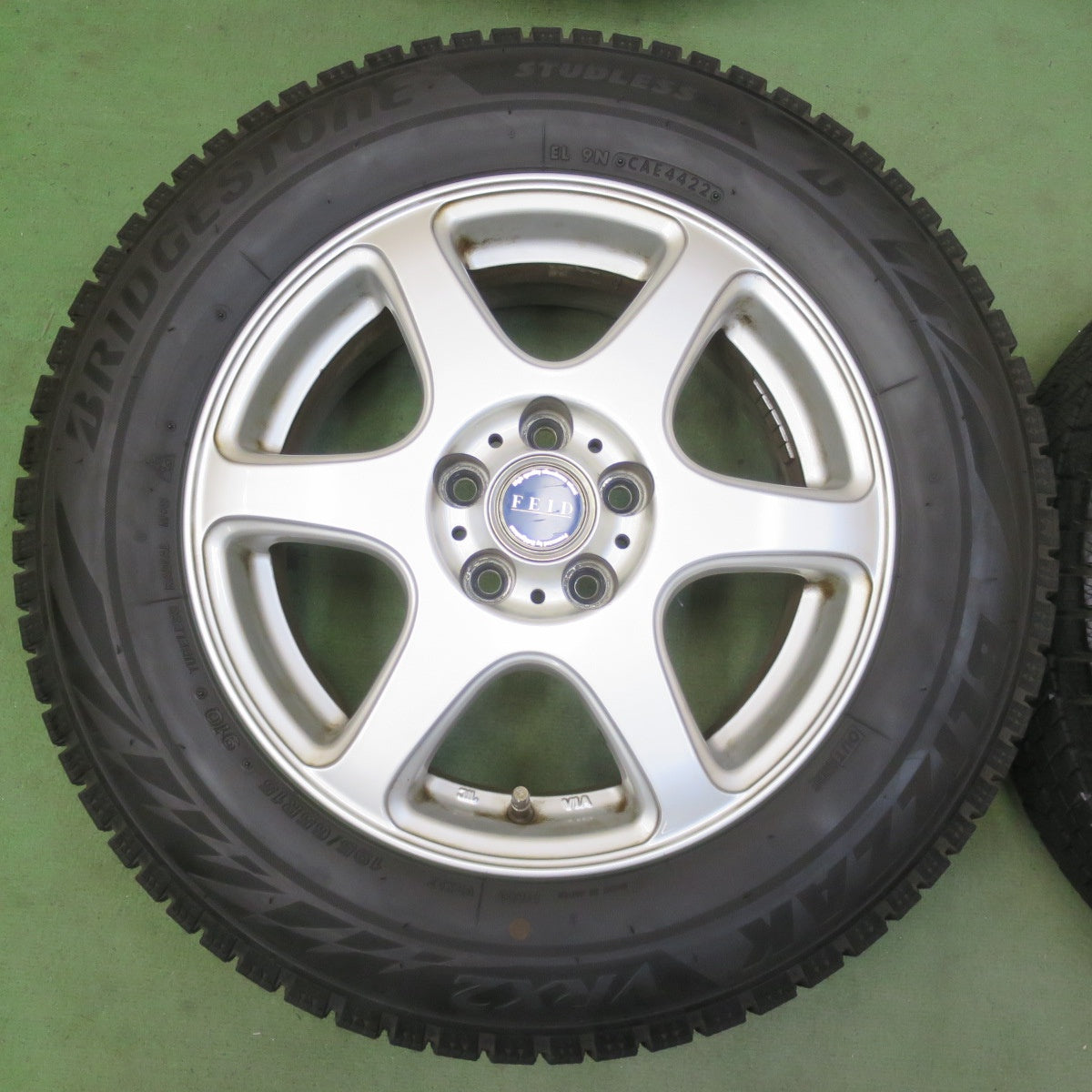 バリ溝！22年！9分★プリウス 等 195/65R15 スタッドレス ブリヂストン ブリザック VRX2 FEID フェイド 15インチ PCD100/5H★6051006イス