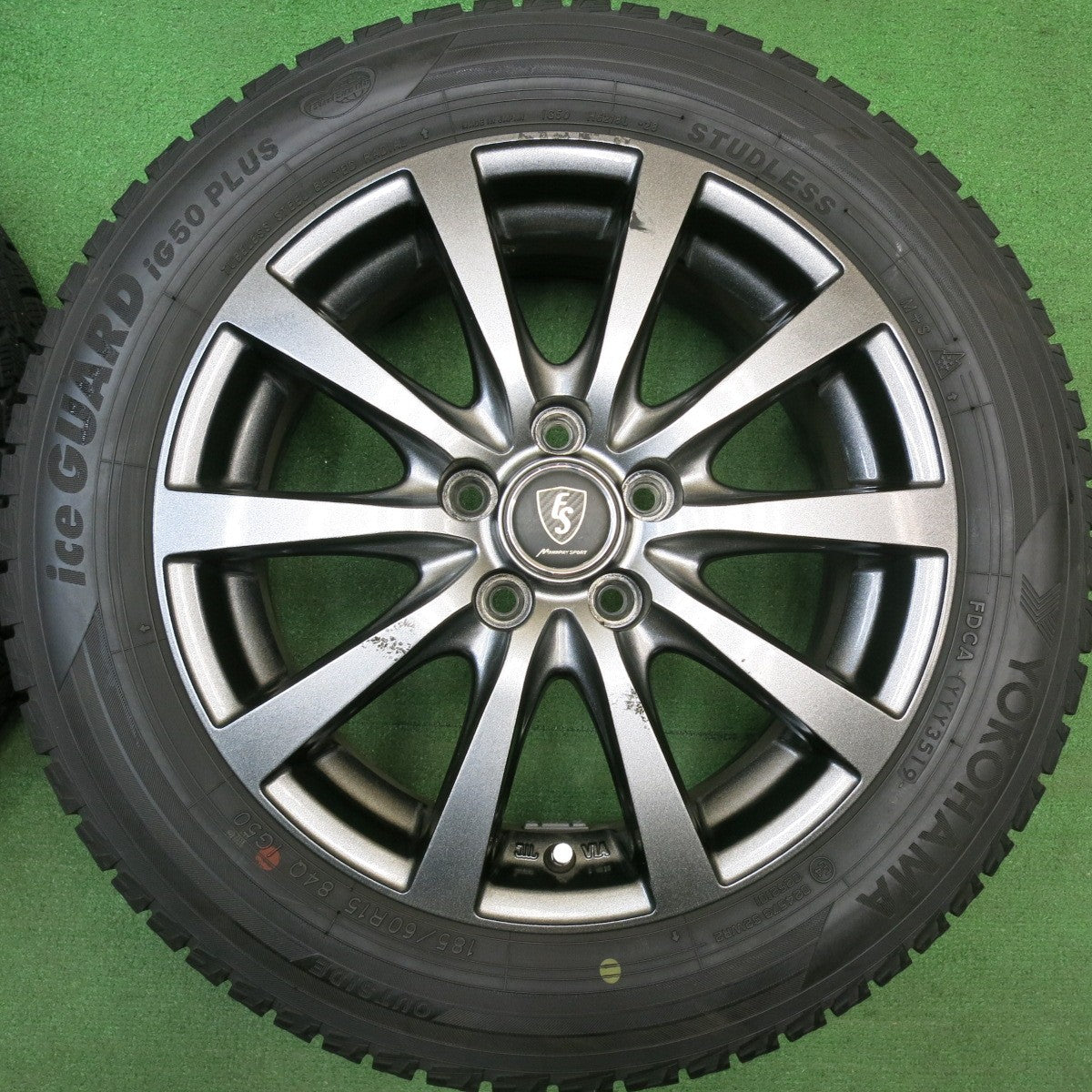 バリ溝！キレイ！9.5分★シエンタ 等 185/60R15 スタッドレス ヨコハマ アイスガード iG50 プラス MANARAY SPORT マナレイ スポーツ 15インチ PCD100/5H★6022805HAス